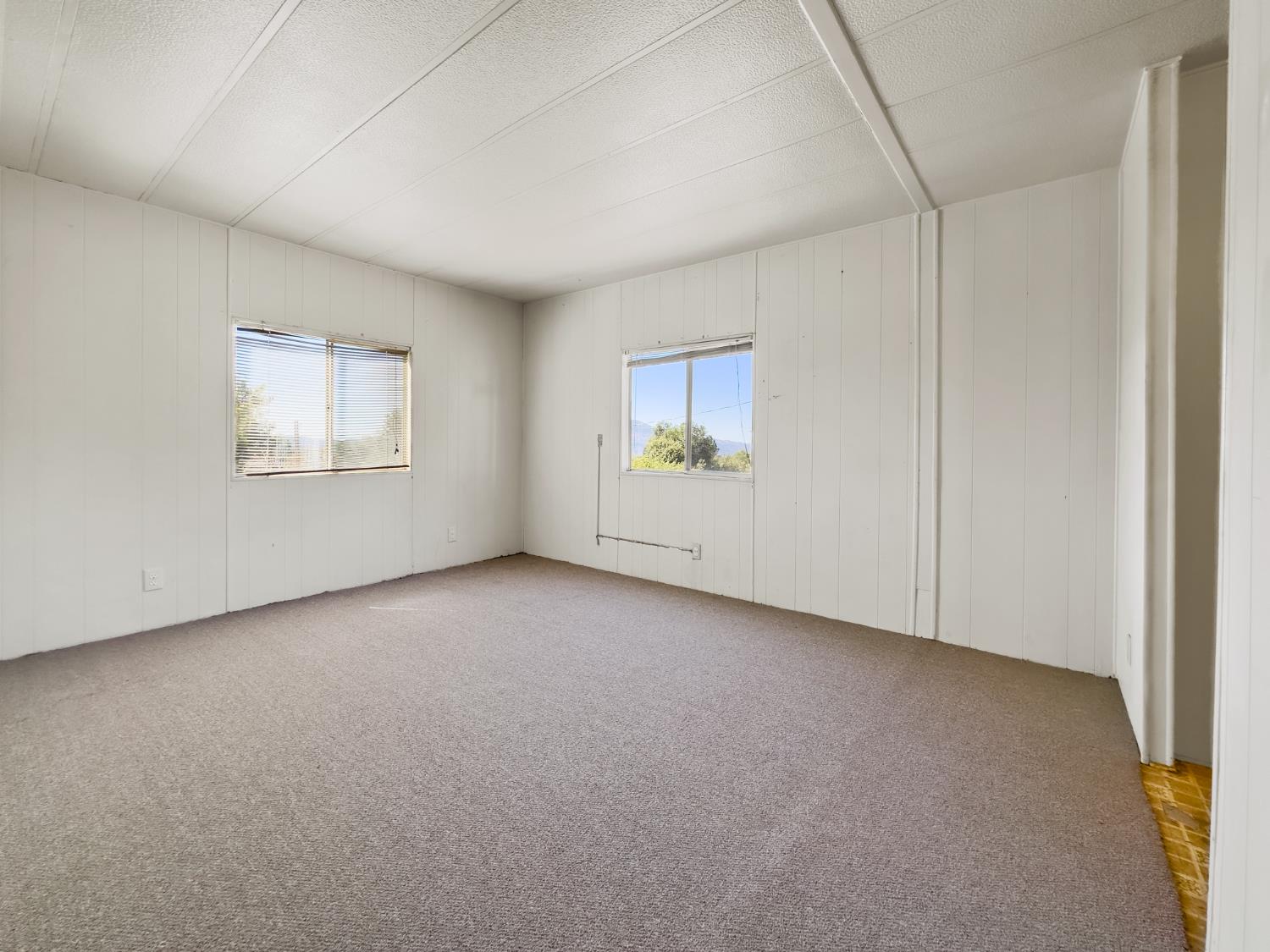 40882 Jean Rd E, Oakhurst, CA 93644