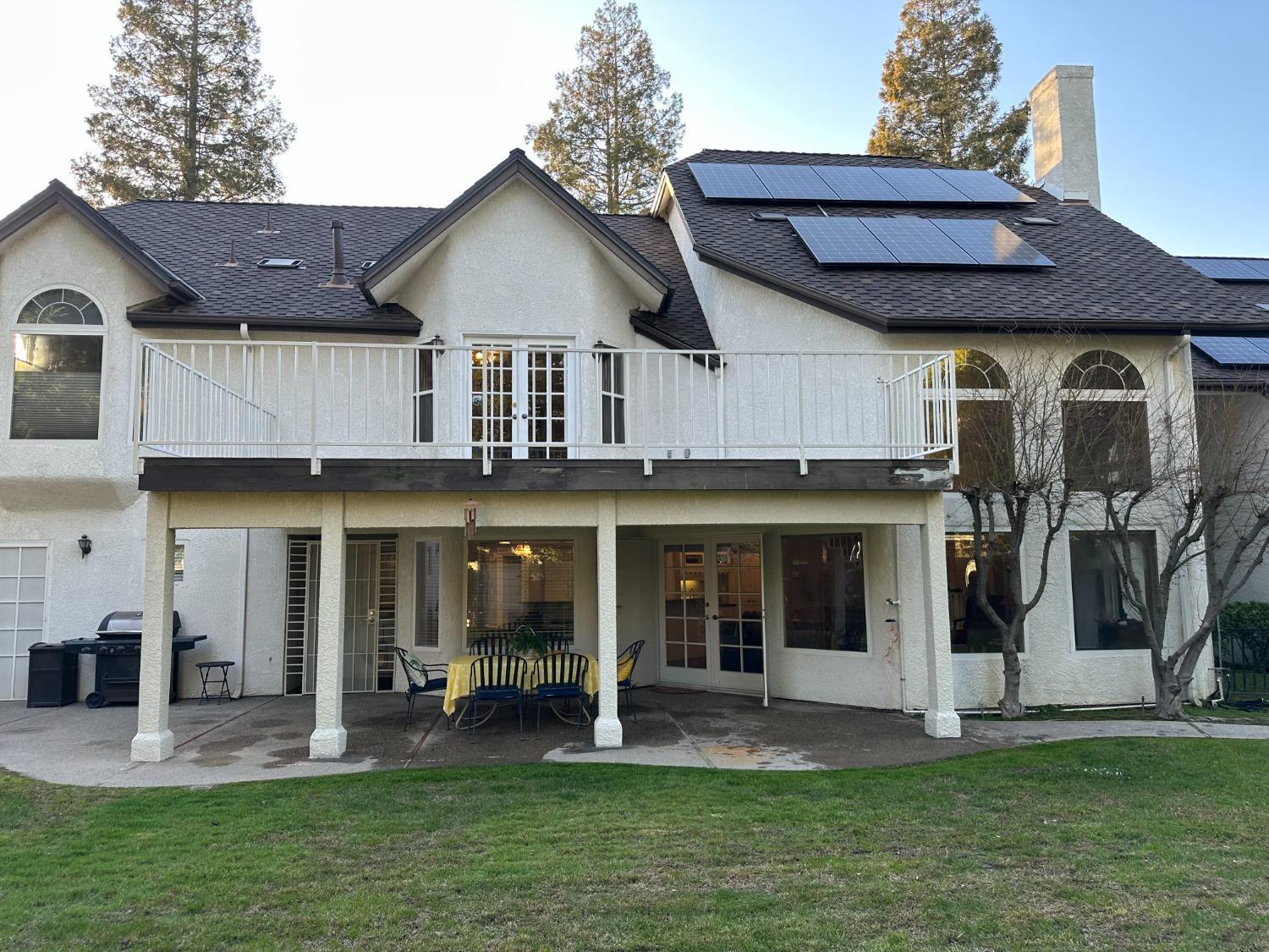 10250 N Quail Run Dr, Fresno, CA 93730