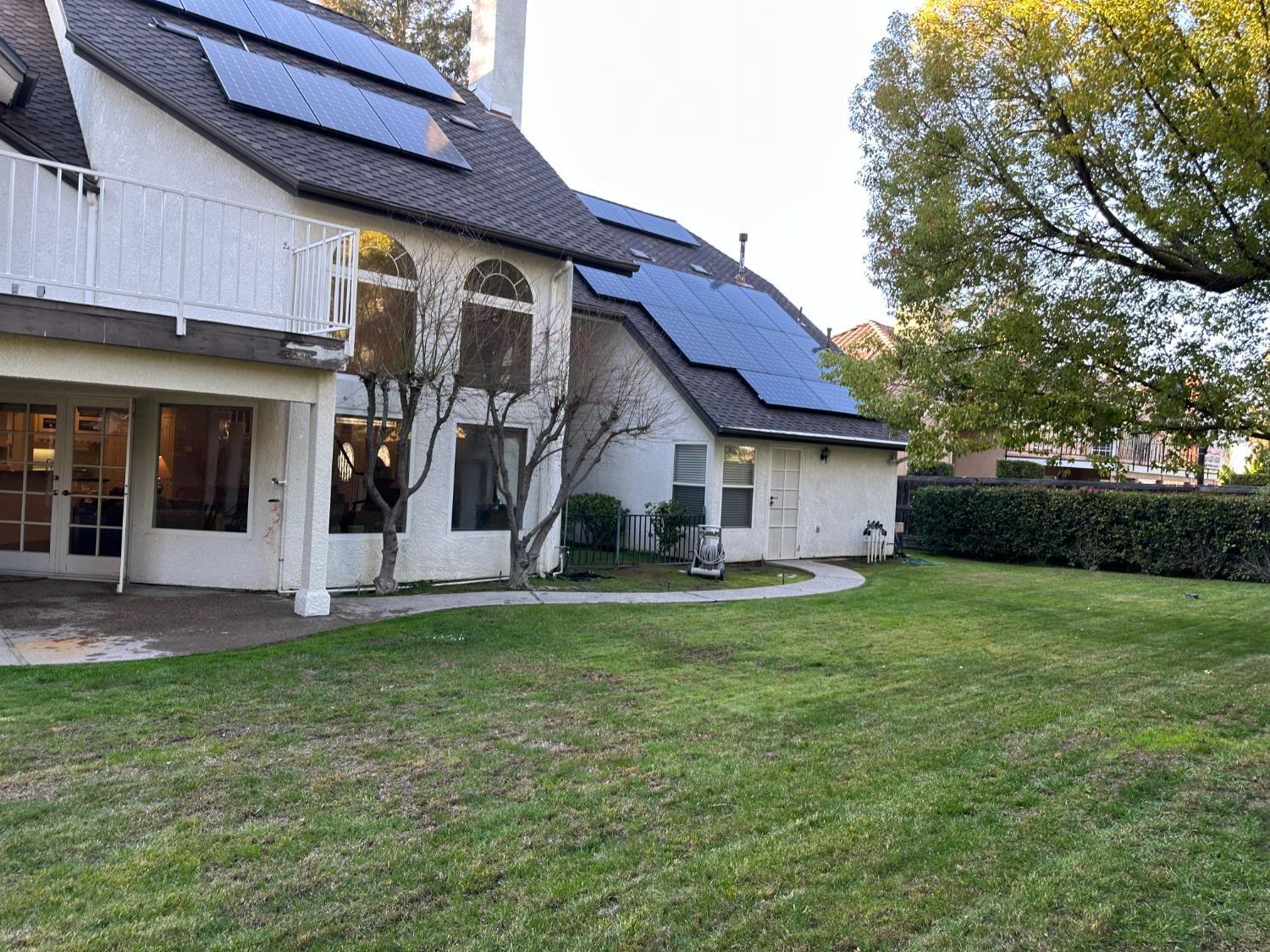 10250 N Quail Run Dr, Fresno, CA 93730