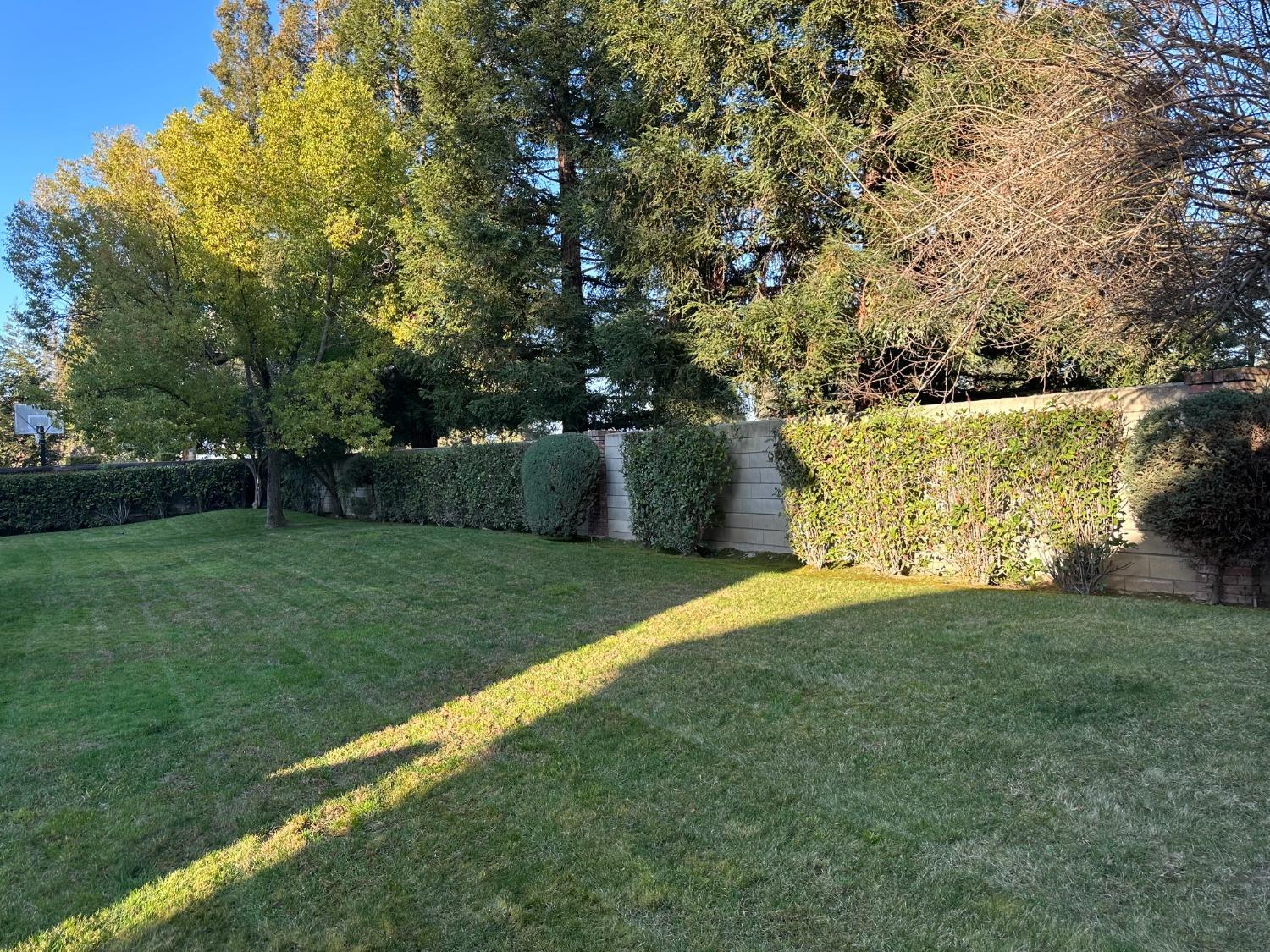 10250 N Quail Run Dr, Fresno, CA 93730