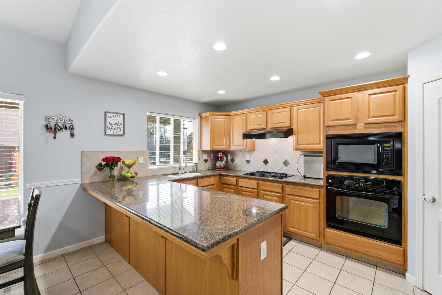 1116 Liberation Way, Lemoore, CA 93245