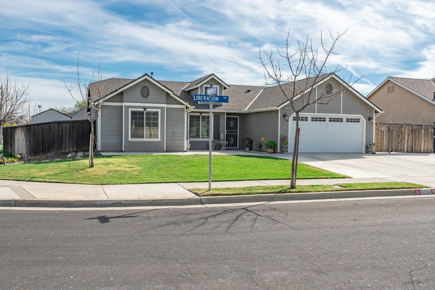 1116 Liberation Way, Lemoore, CA 93245