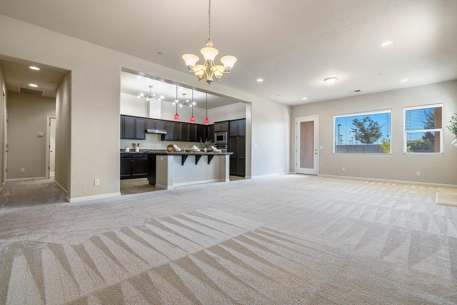 10612 N Dearing Ave, Fresno, CA 93730