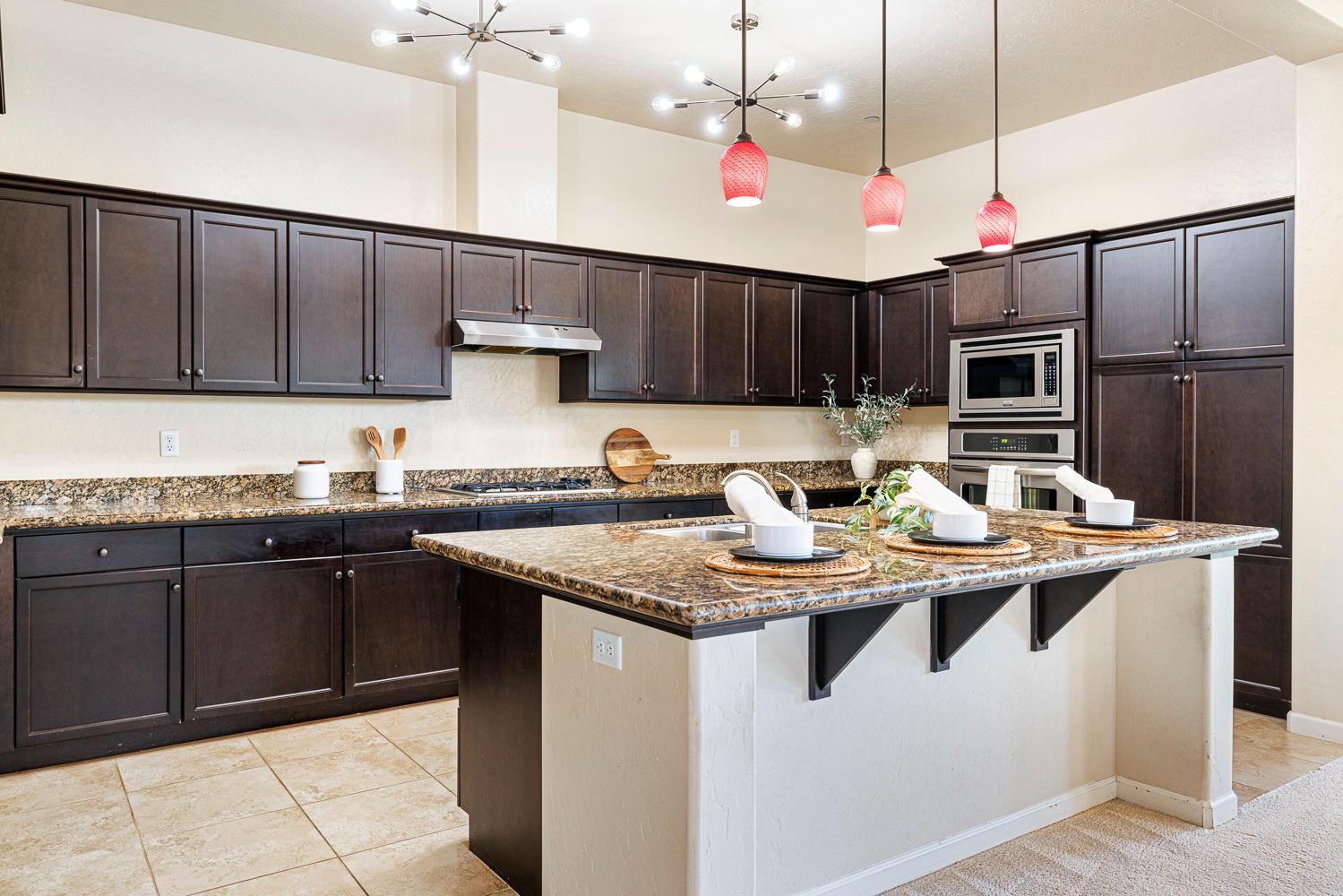 10612 N Dearing Ave, Fresno, CA 93730