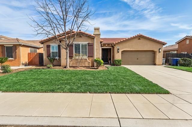 1043 La Jolla Ave, Clovis, CA 93619