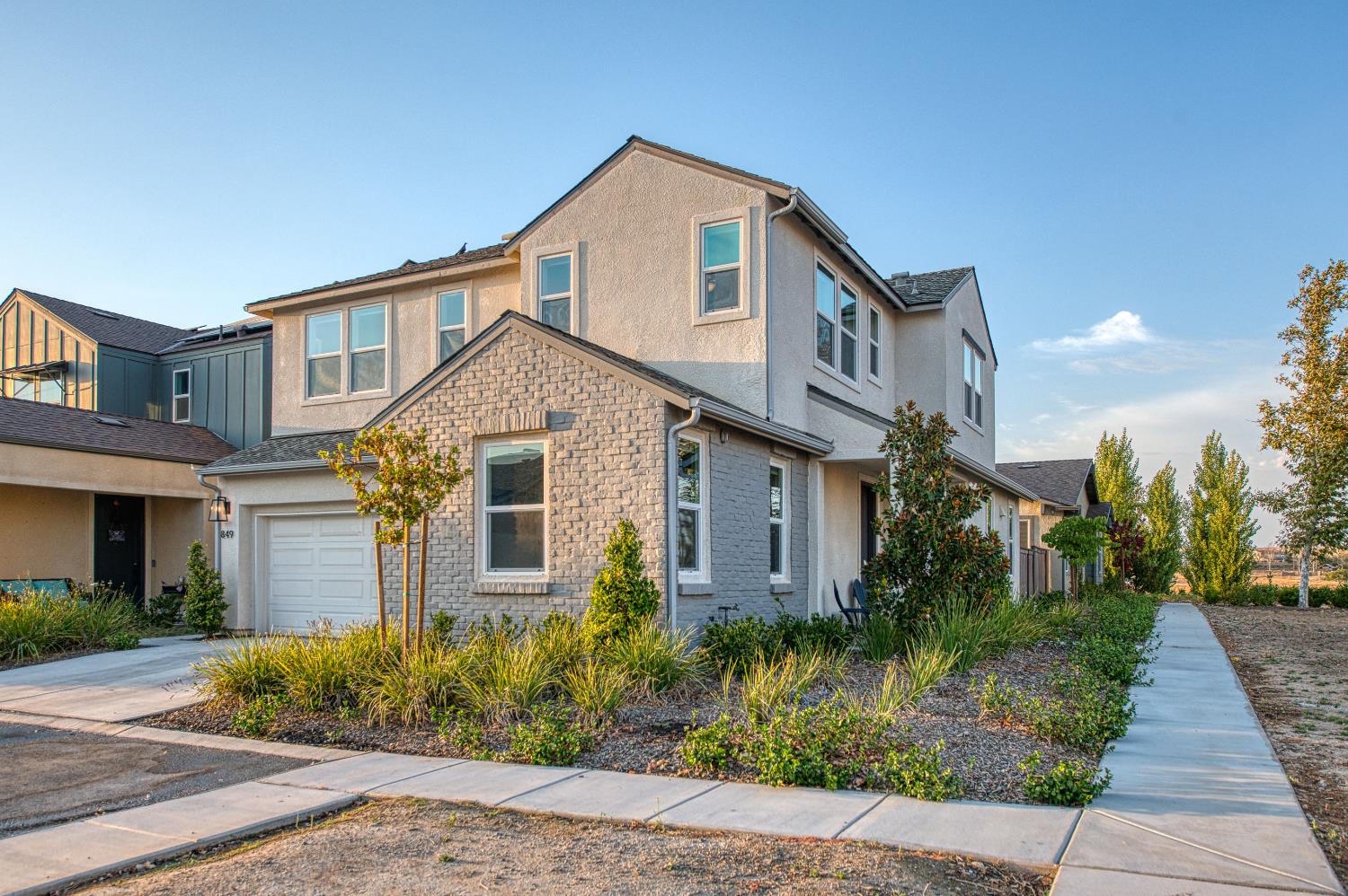 849 Livio Way, Madera, CA 93636