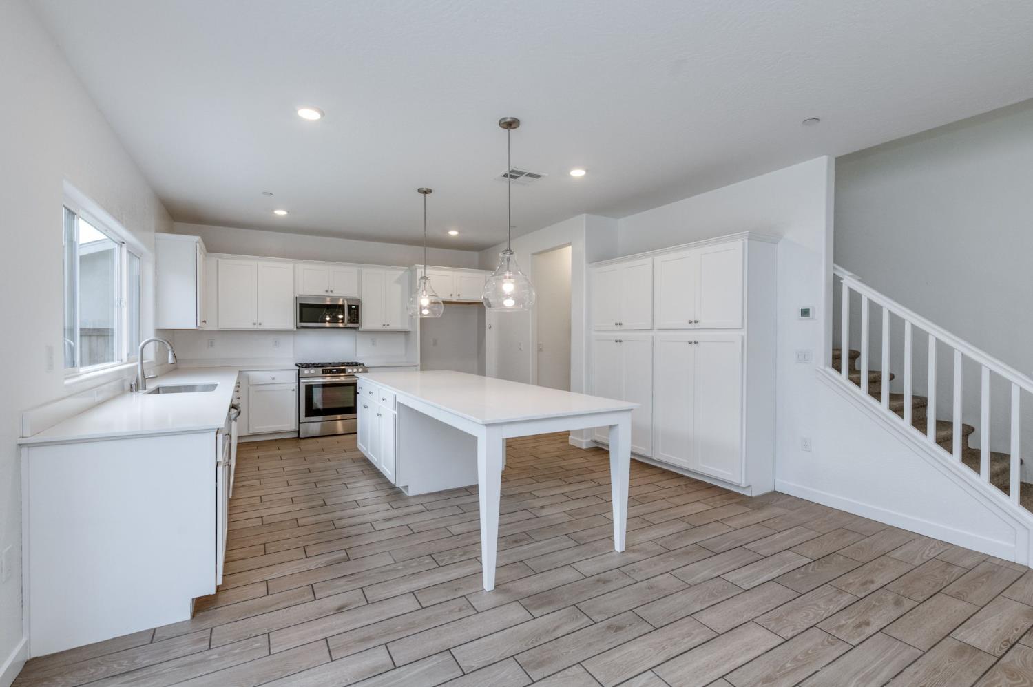 7181 E Cornell, Fresno, CA 93737