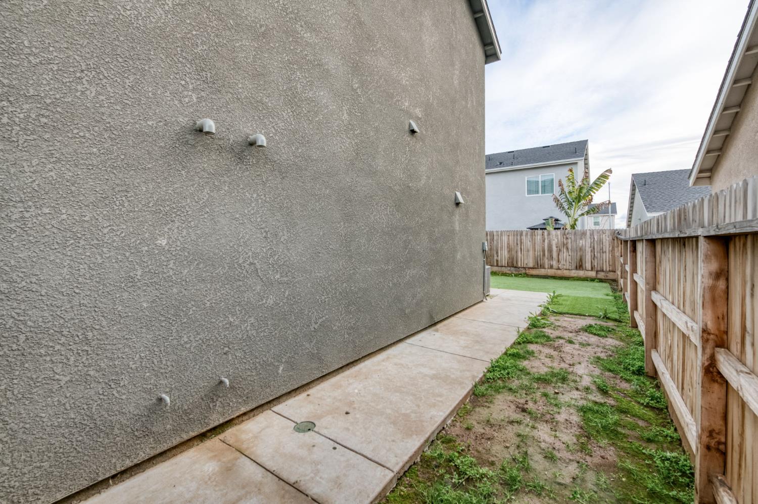 7181 E Cornell, Fresno, CA 93737