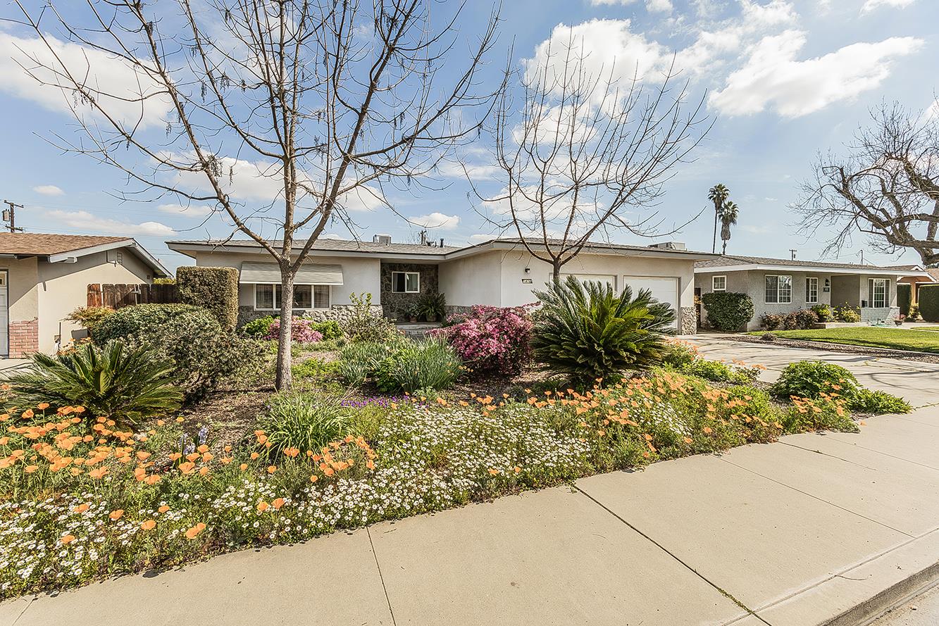 1416 S Church Ave, Reedley, CA 93654