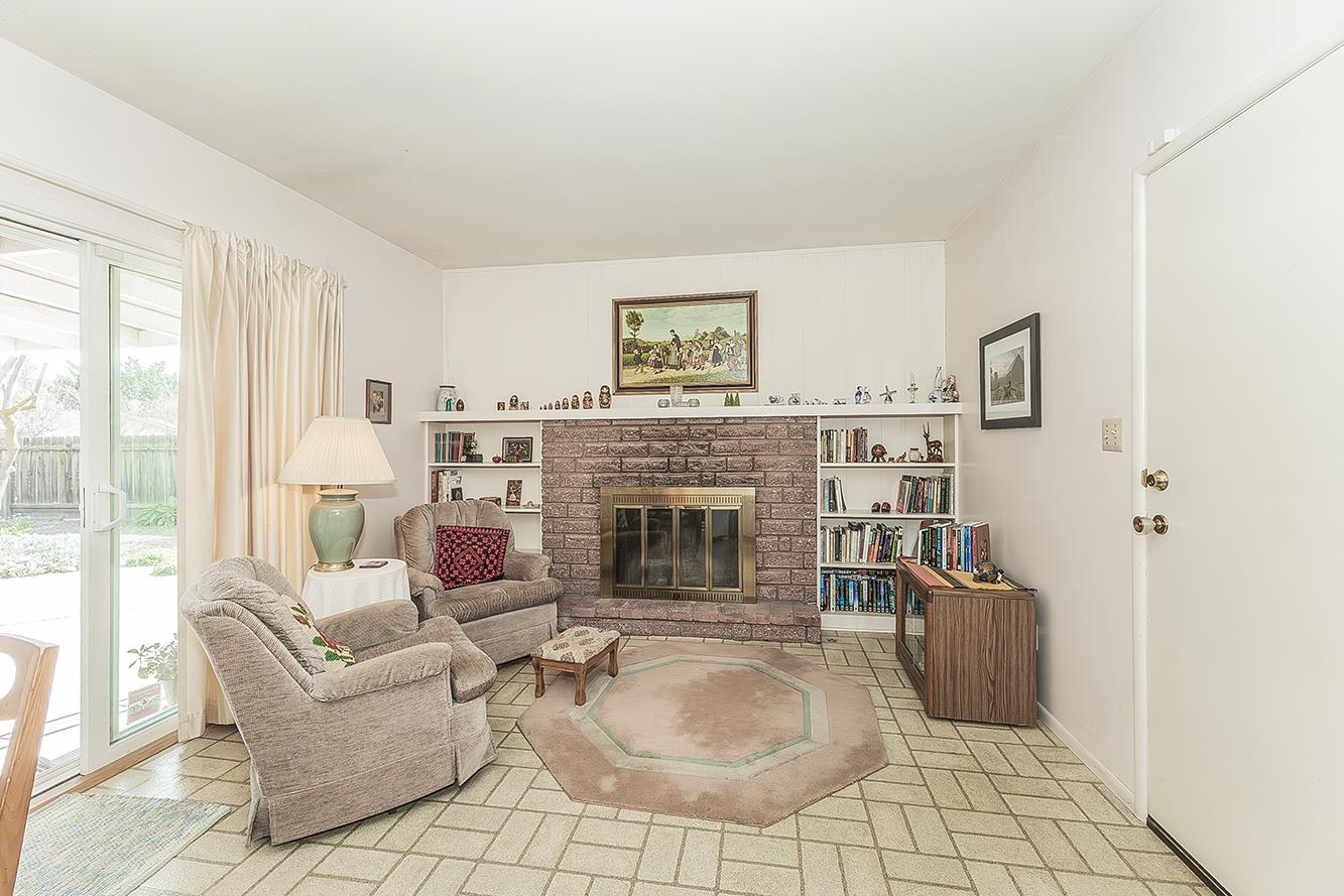 1416 S Church Ave, Reedley, CA 93654