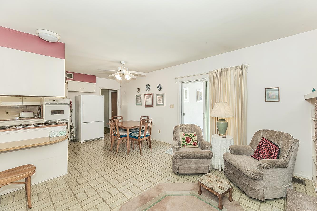 1416 S Church Ave, Reedley, CA 93654