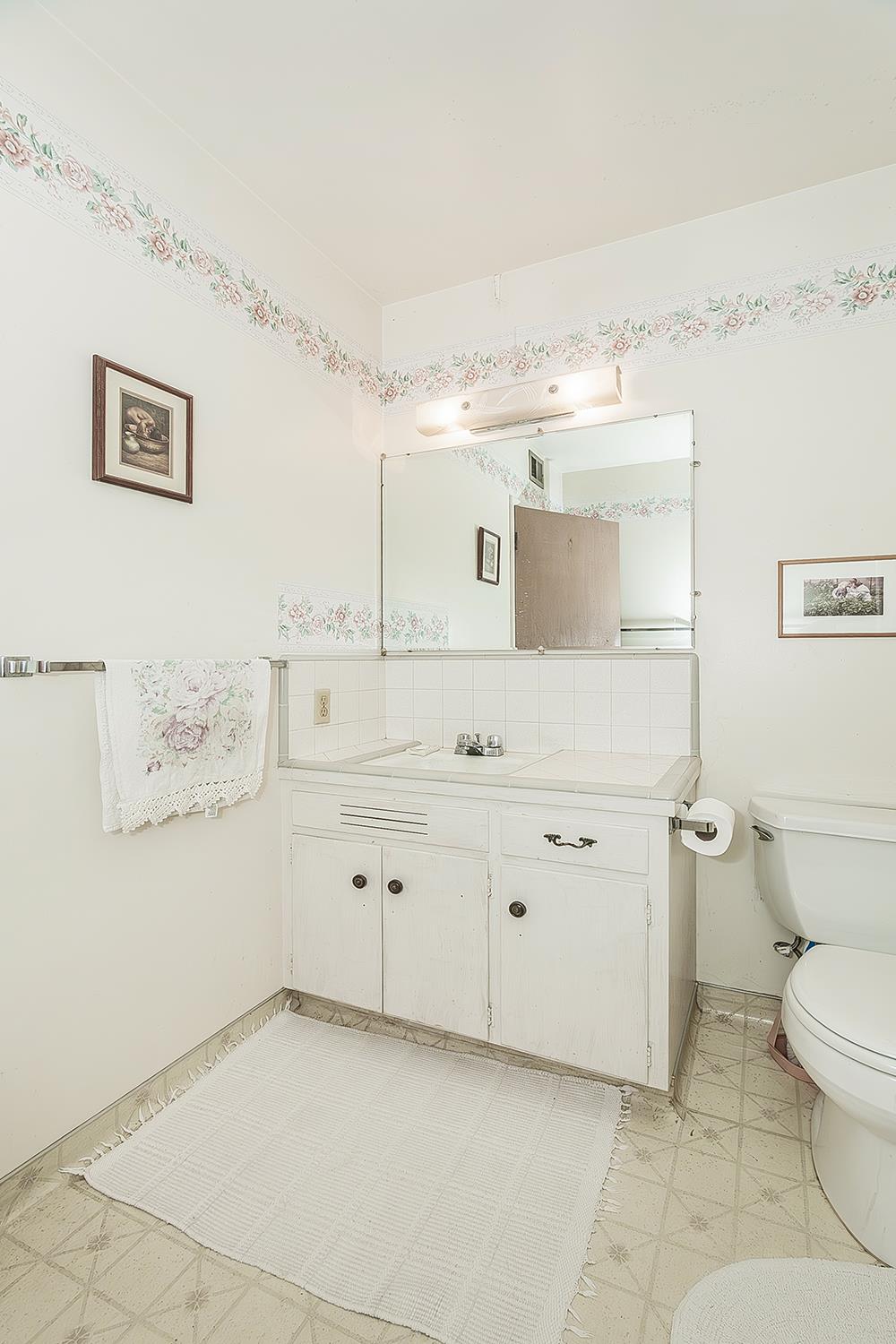 1416 S Church Ave, Reedley, CA 93654