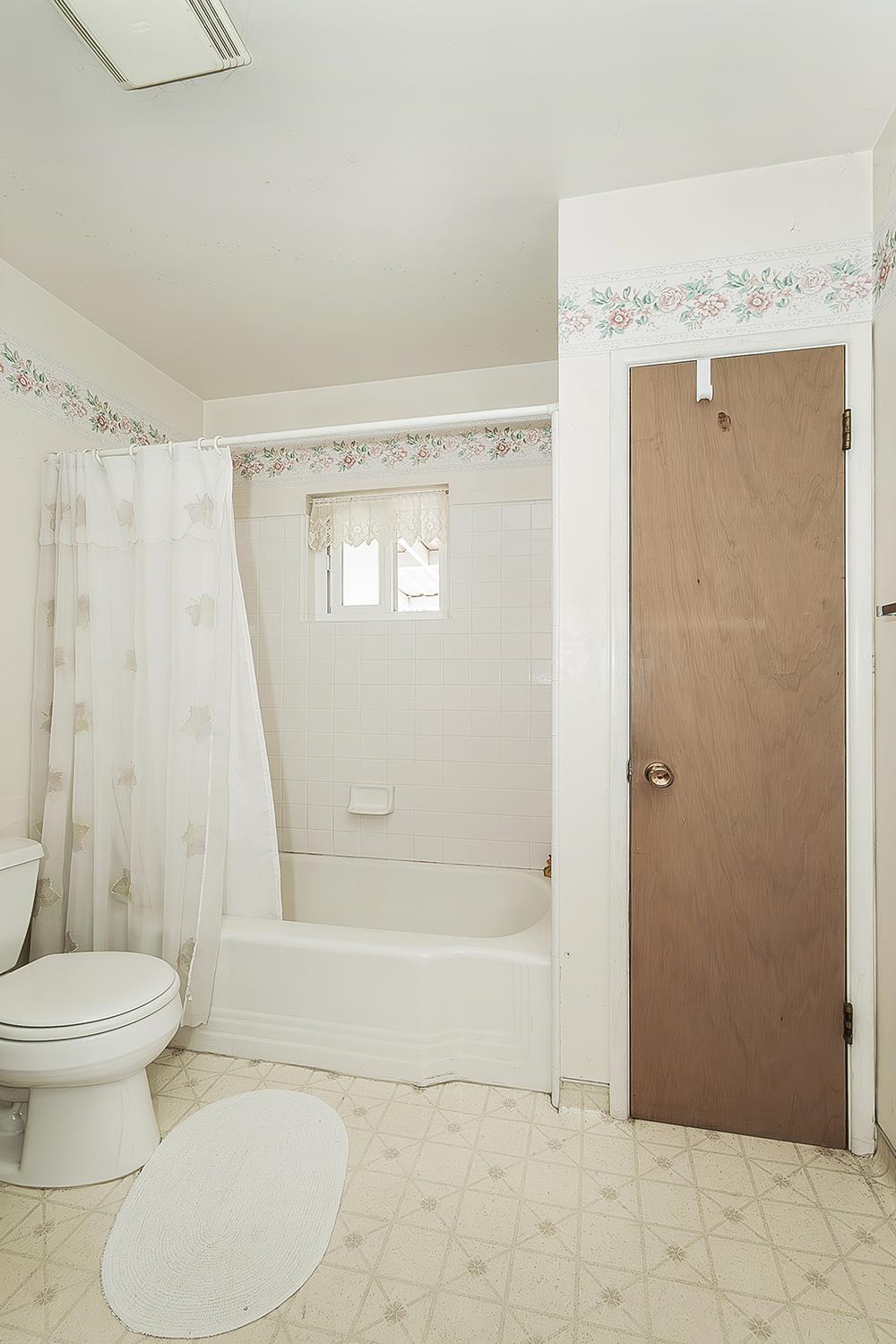 1416 S Church Ave, Reedley, CA 93654