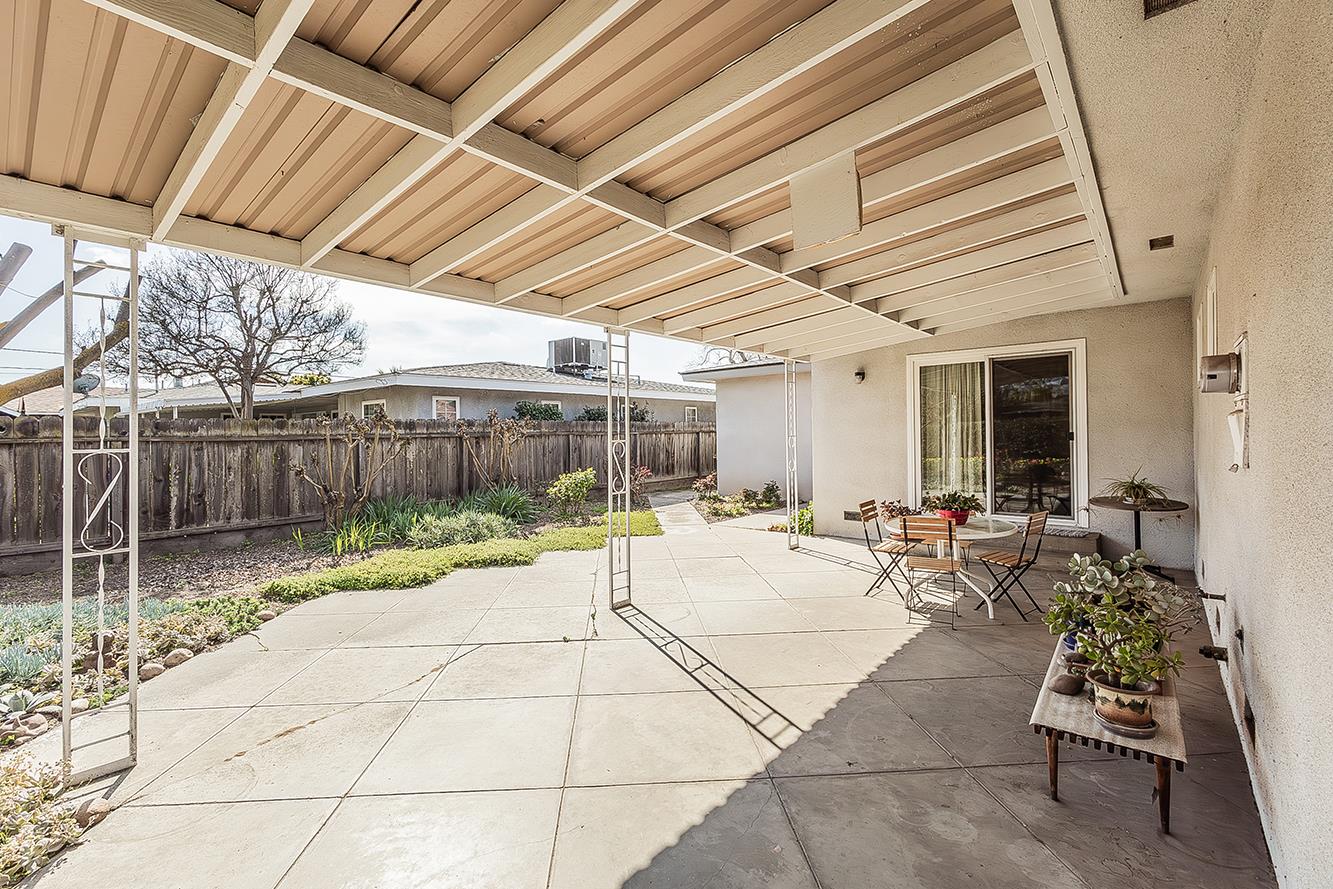 1416 S Church Ave, Reedley, CA 93654