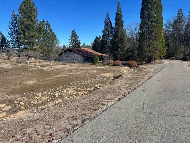 41270 Auberry Rd, Auberry, CA 93602