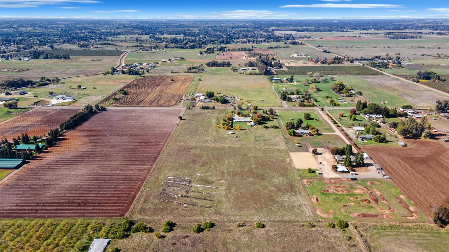 4666 N Zediker Ave, Sanger, CA 93657