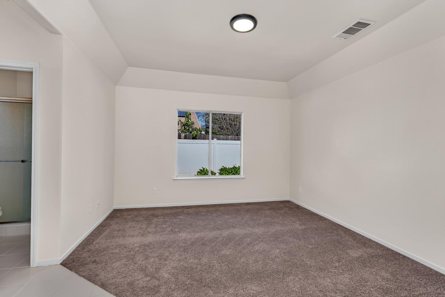 2324 E Fir, Fresno, CA 93720