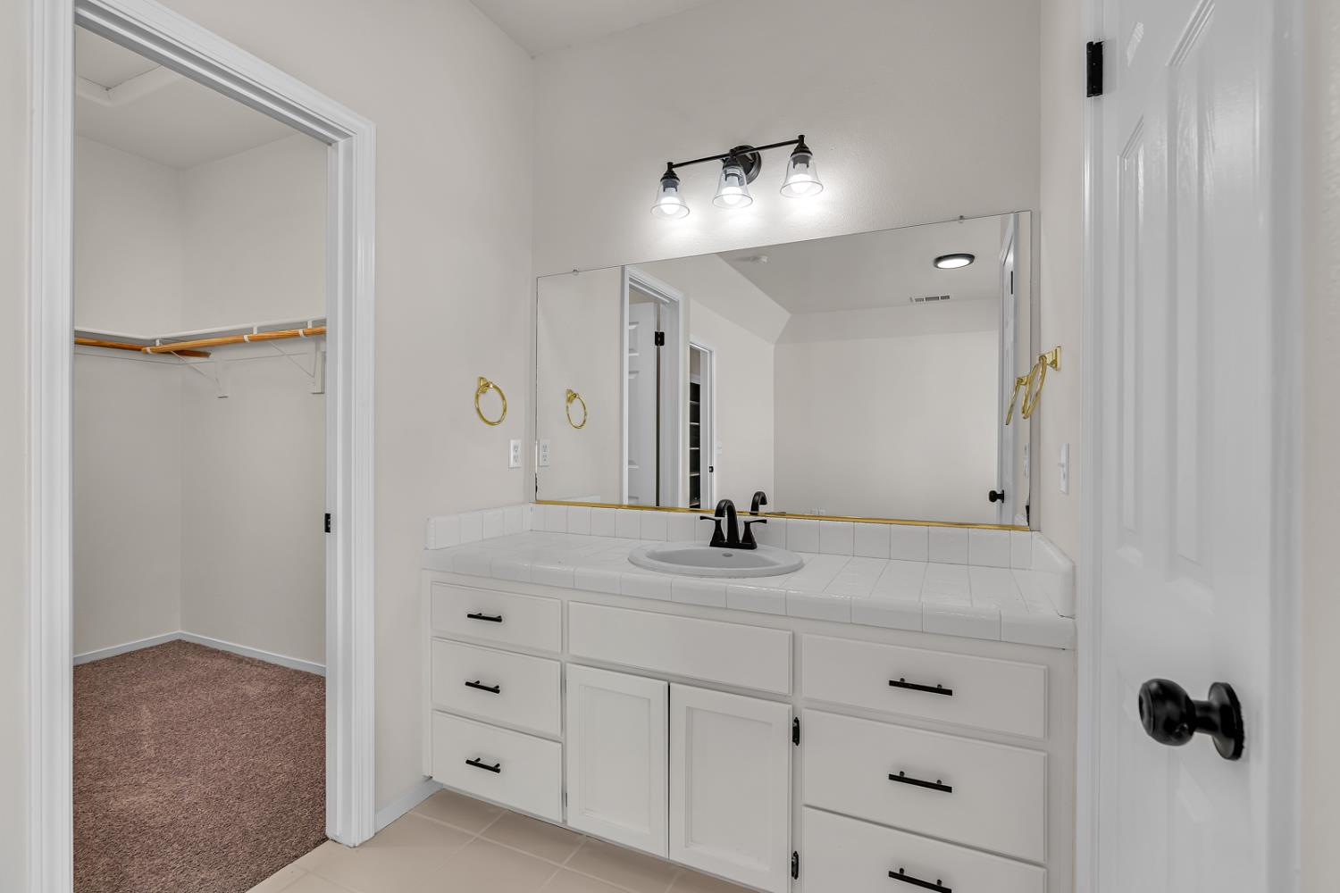 2324 E Fir, Fresno, CA 93720