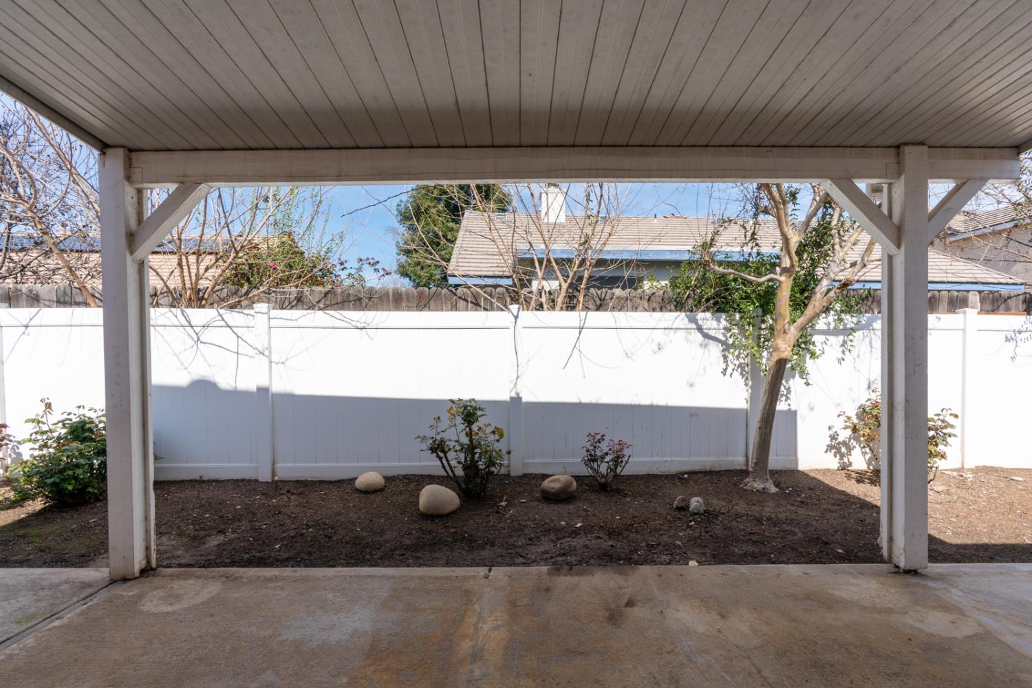 2324 E Fir, Fresno, CA 93720