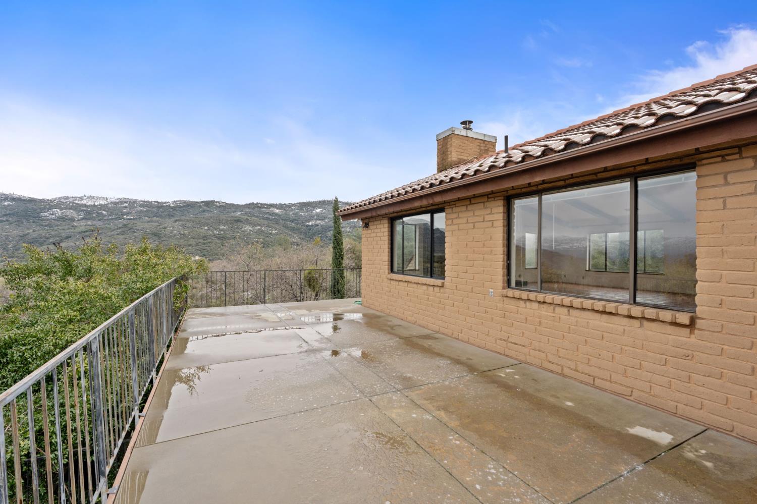 35085 Auberry Rd, Auberry, CA 93602