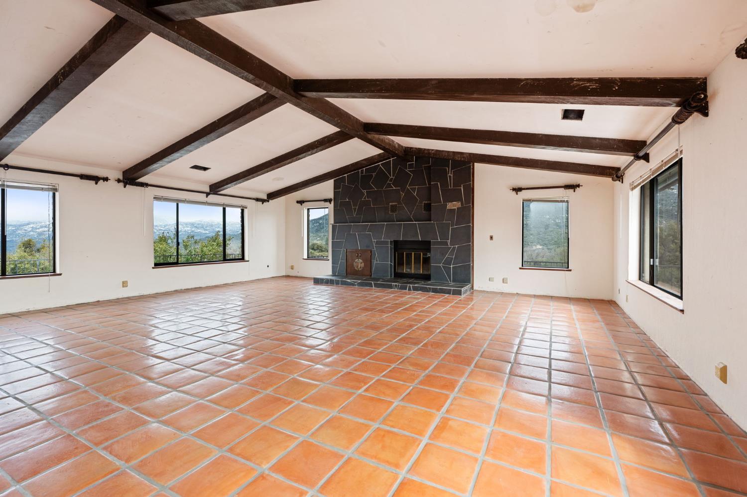 35085 Auberry Rd, Auberry, CA 93602