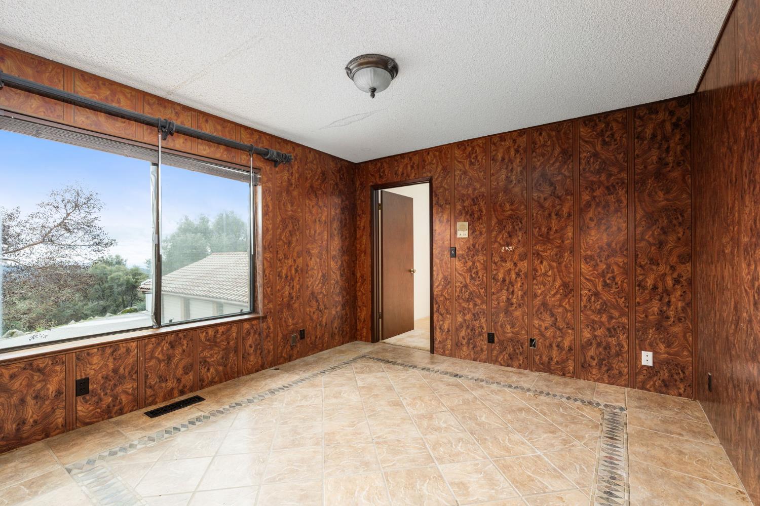 35085 Auberry Rd, Auberry, CA 93602