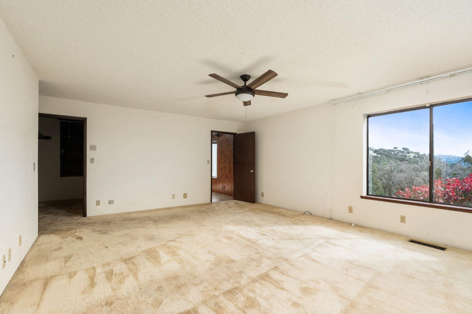 35085 Auberry Rd, Auberry, CA 93602