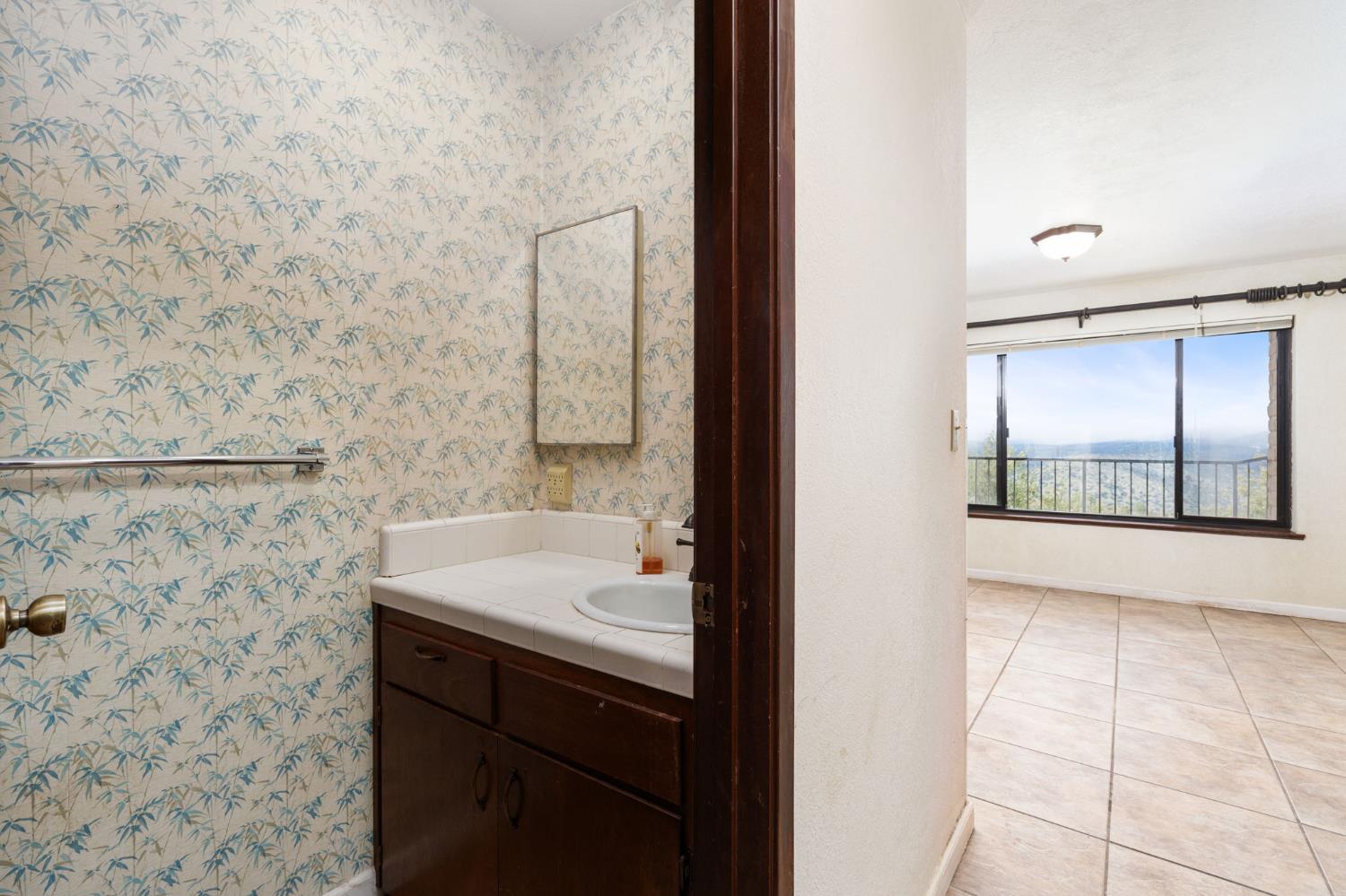 35085 Auberry Rd, Auberry, CA 93602