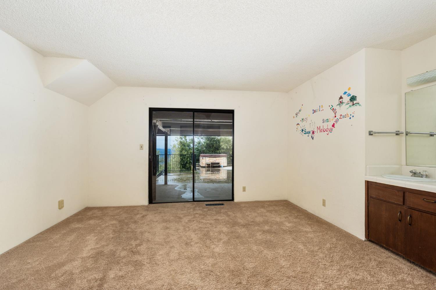 35085 Auberry Rd, Auberry, CA 93602