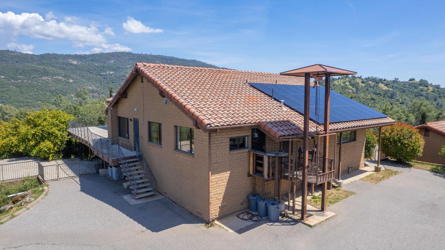 35085 Auberry Rd, Auberry, CA 93602