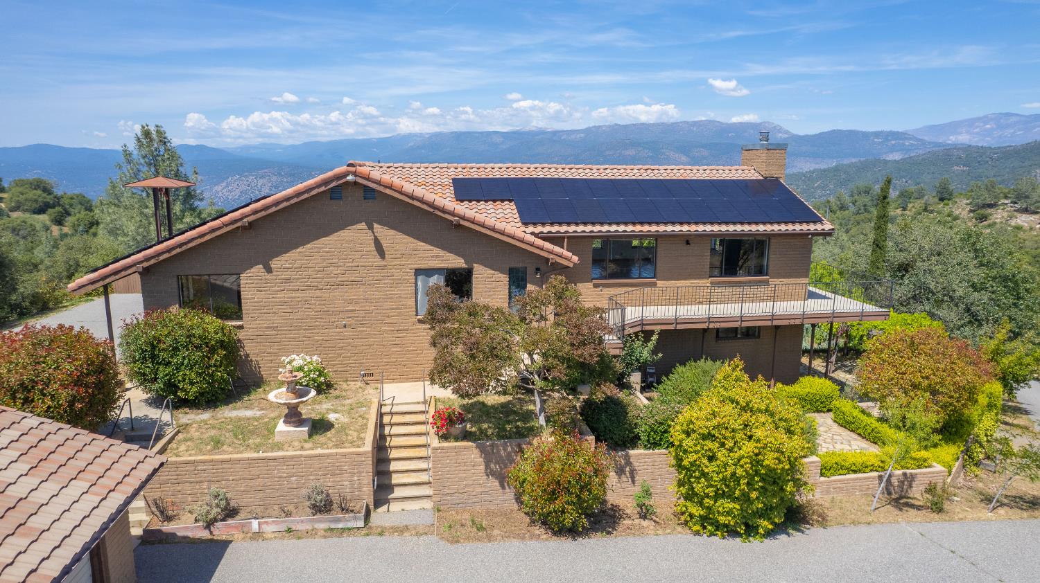 35085 Auberry Rd, Auberry, CA 93602