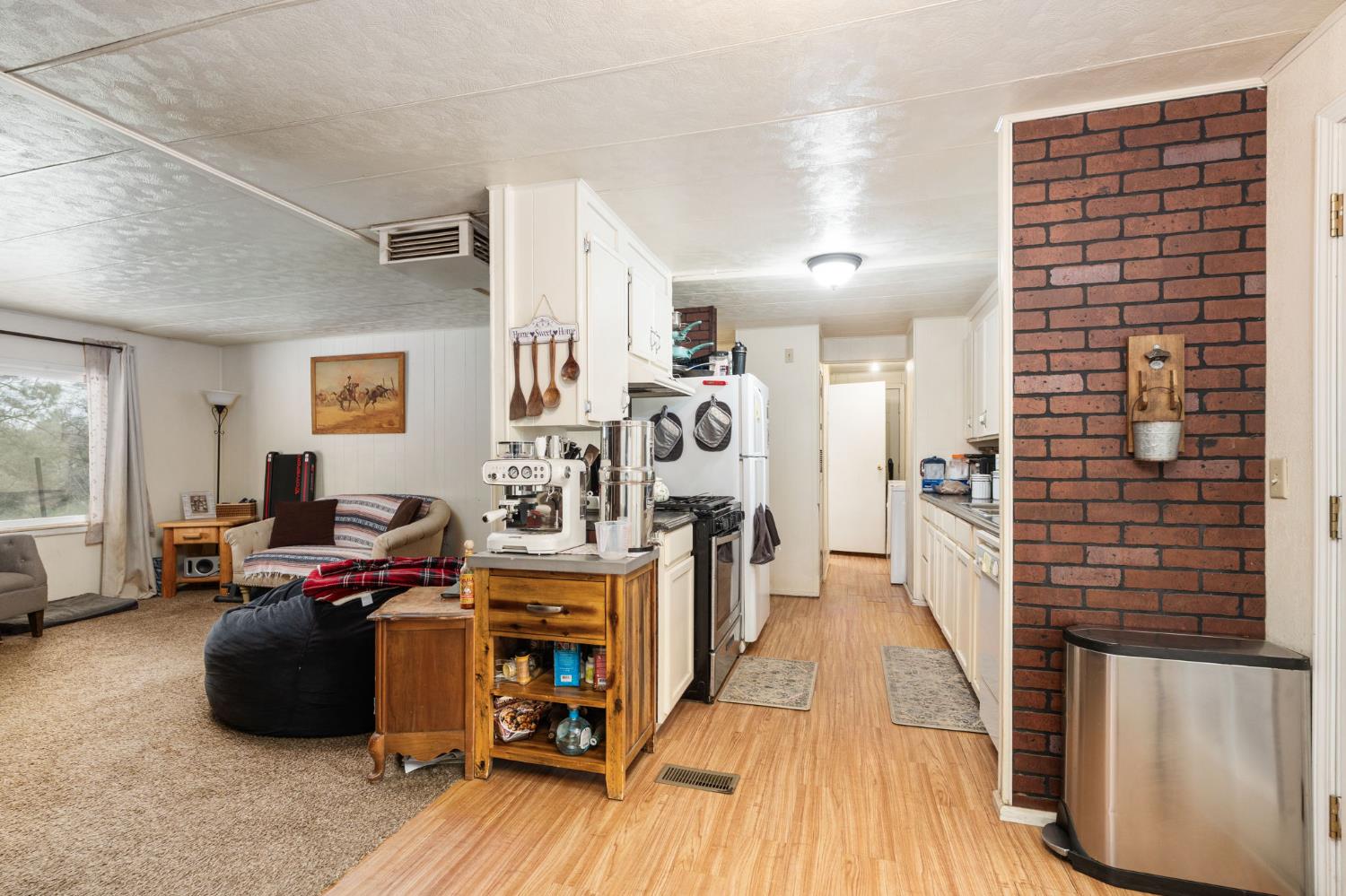 35255 Auberry Rd, Auberry, CA 93602