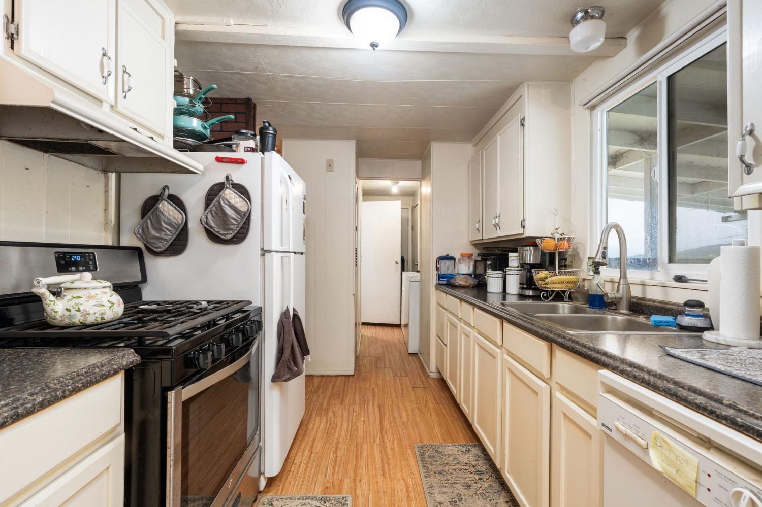 35255 Auberry Rd, Auberry, CA 93602