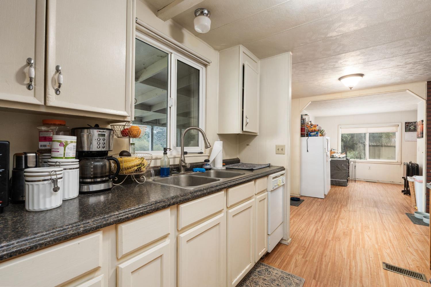 35255 Auberry Rd, Auberry, CA 93602