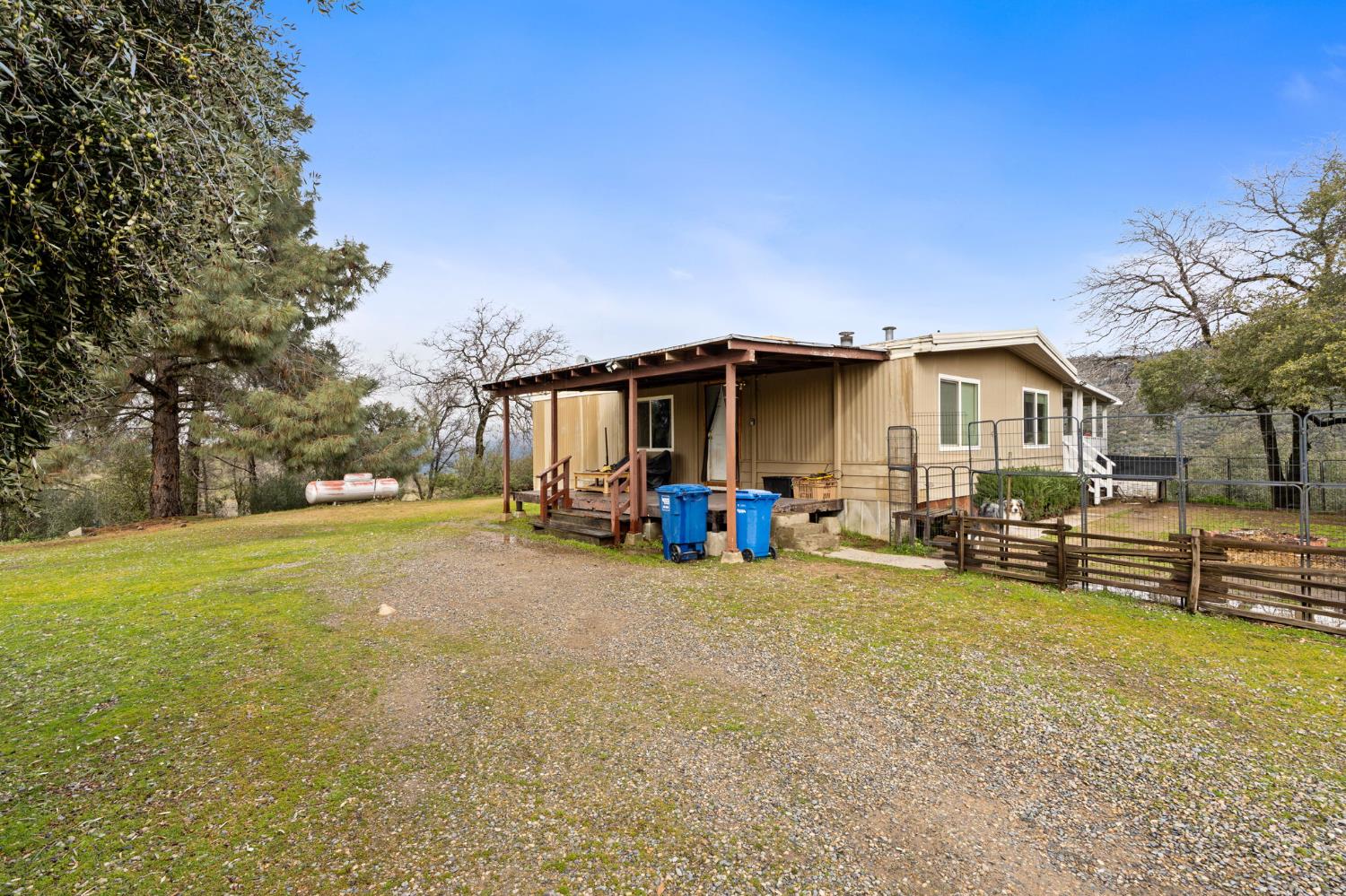 35255 Auberry Rd, Auberry, CA 93602