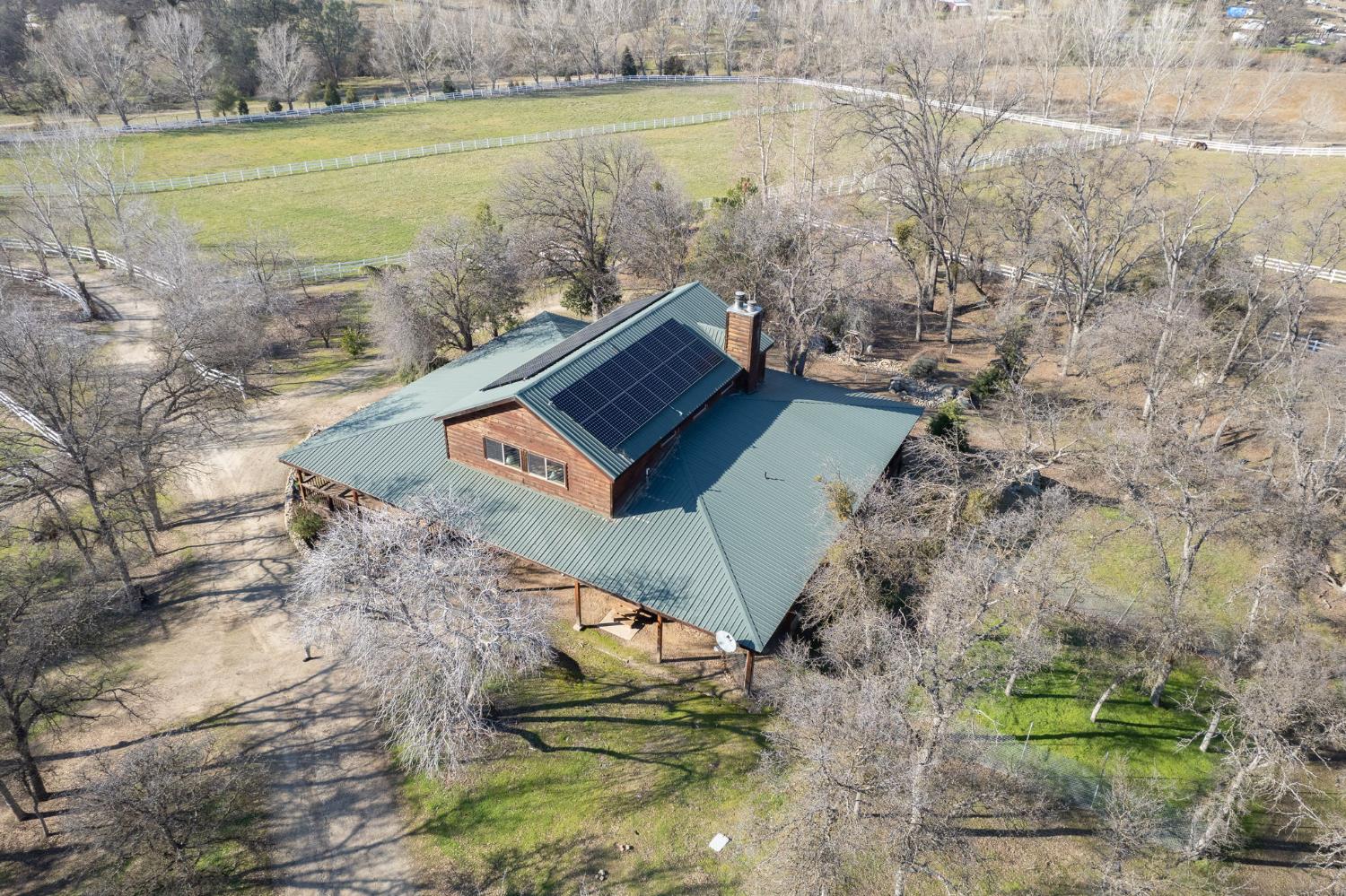 36039 Cranmore Ln, Auberry, CA 93602