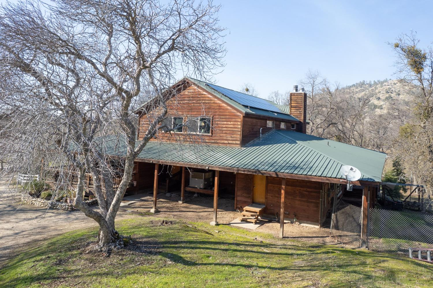 36039 Cranmore Ln, Auberry, CA 93602