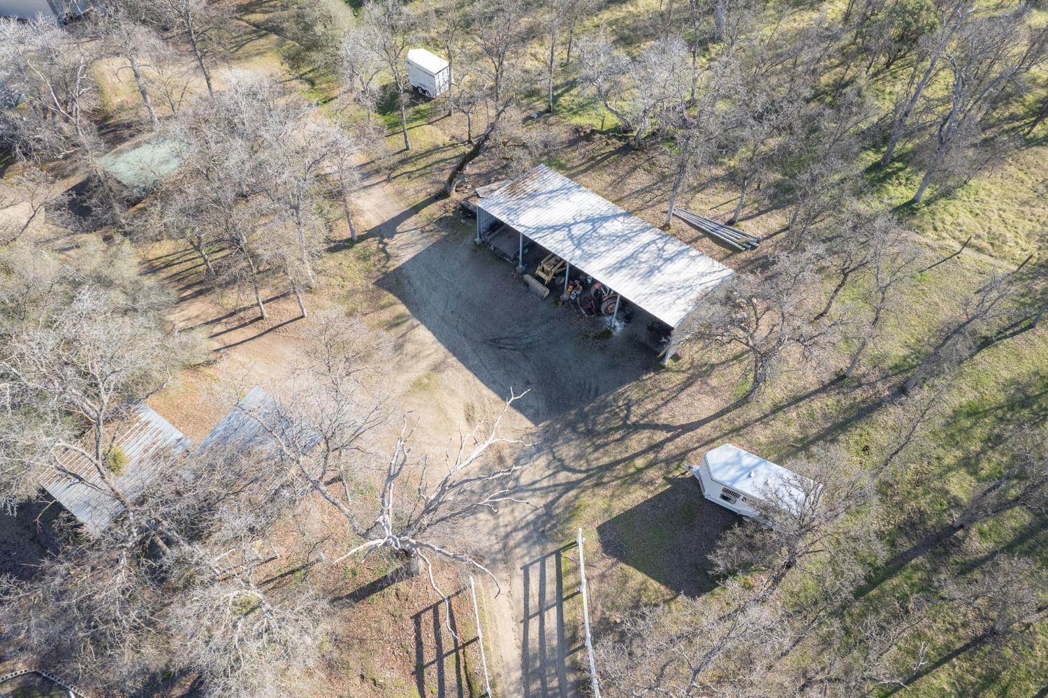 36039 Cranmore Ln, Auberry, CA 93602