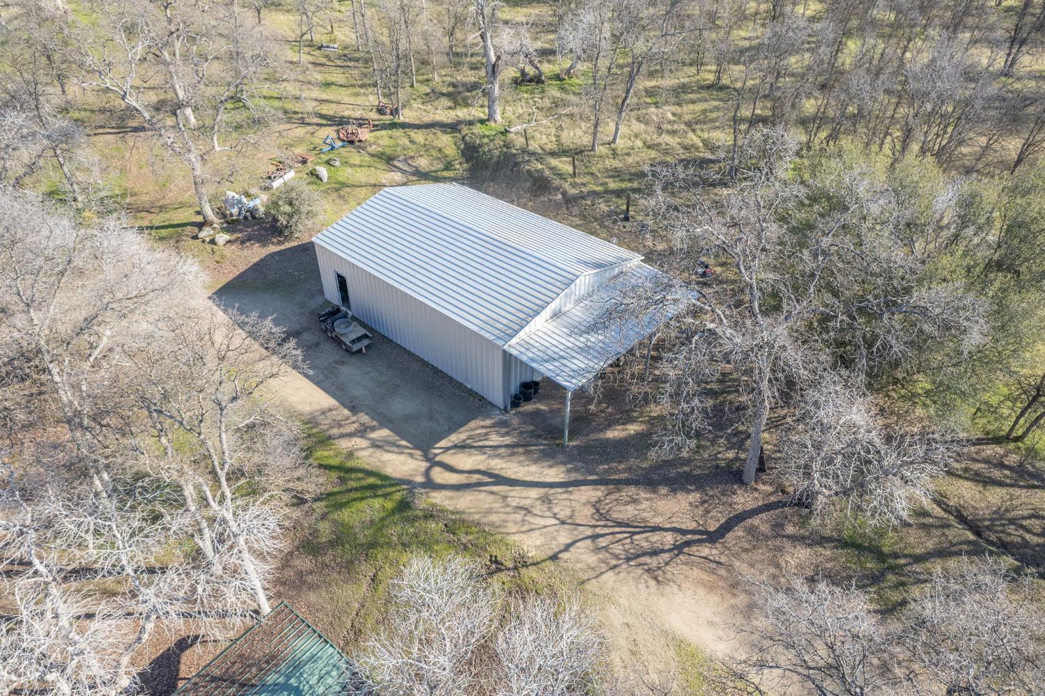 36039 Cranmore Ln, Auberry, CA 93602