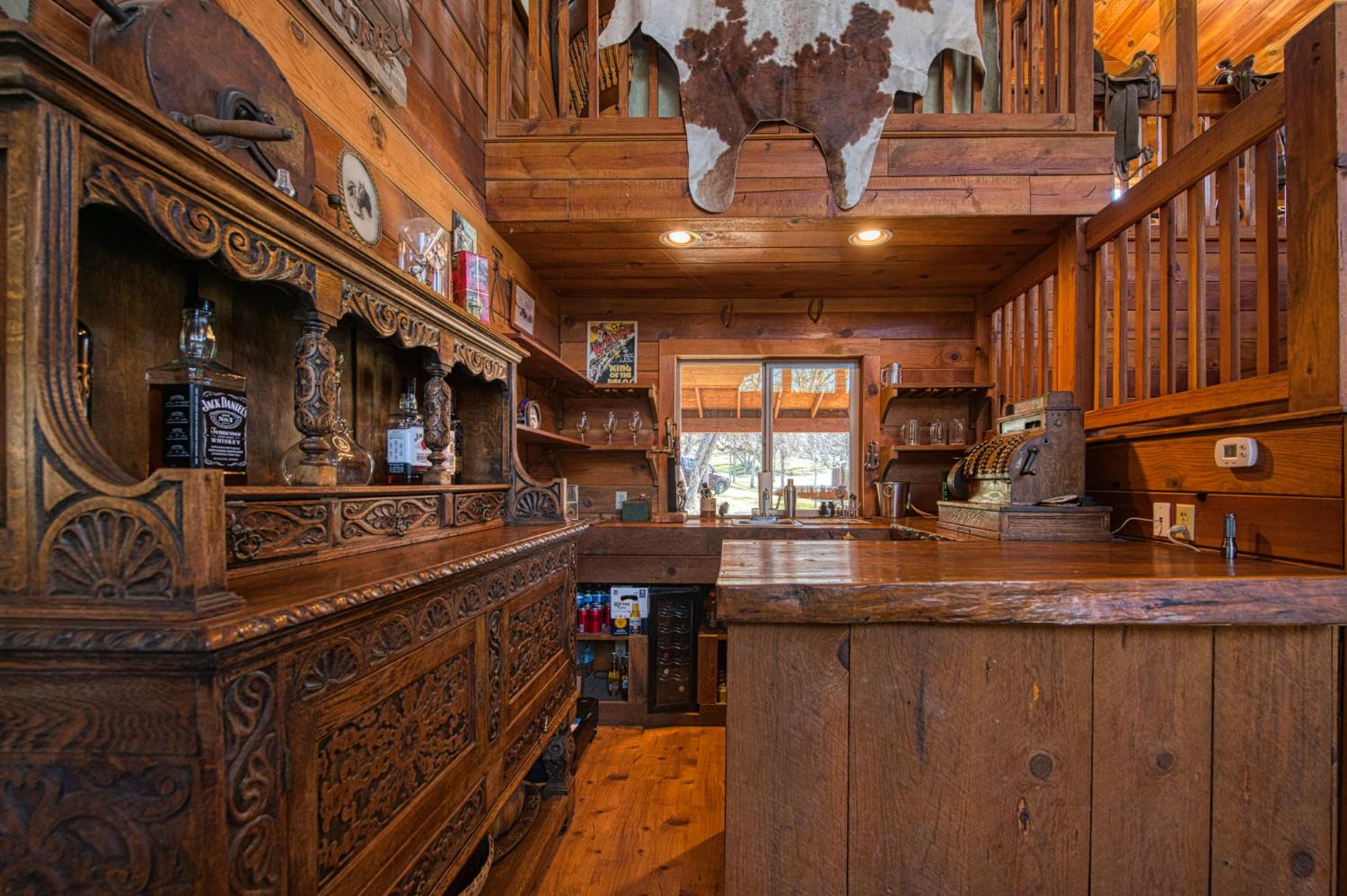 36039 Cranmore Ln, Auberry, CA 93602