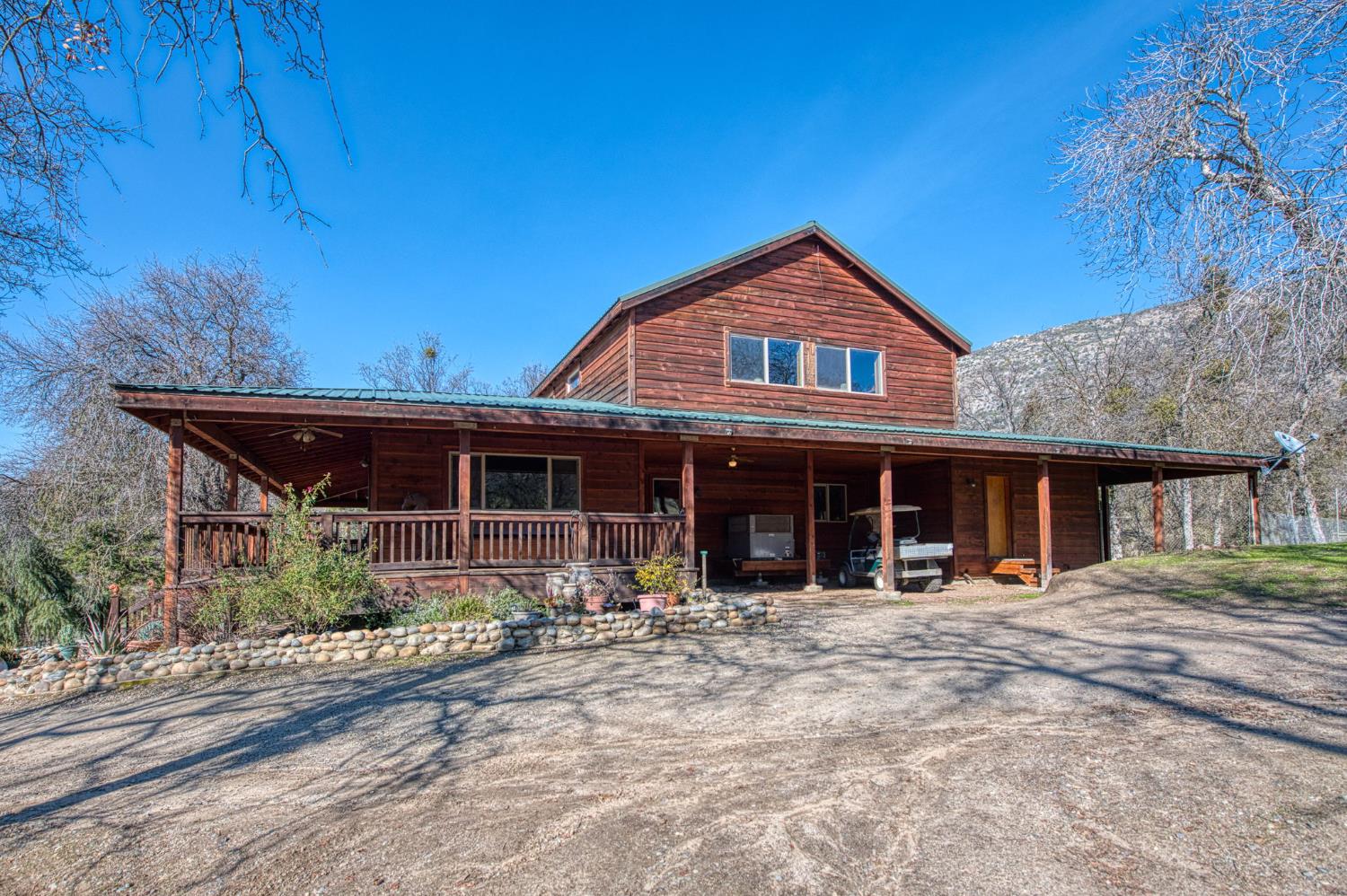 36039 Cranmore Ln, Auberry, CA 93602
