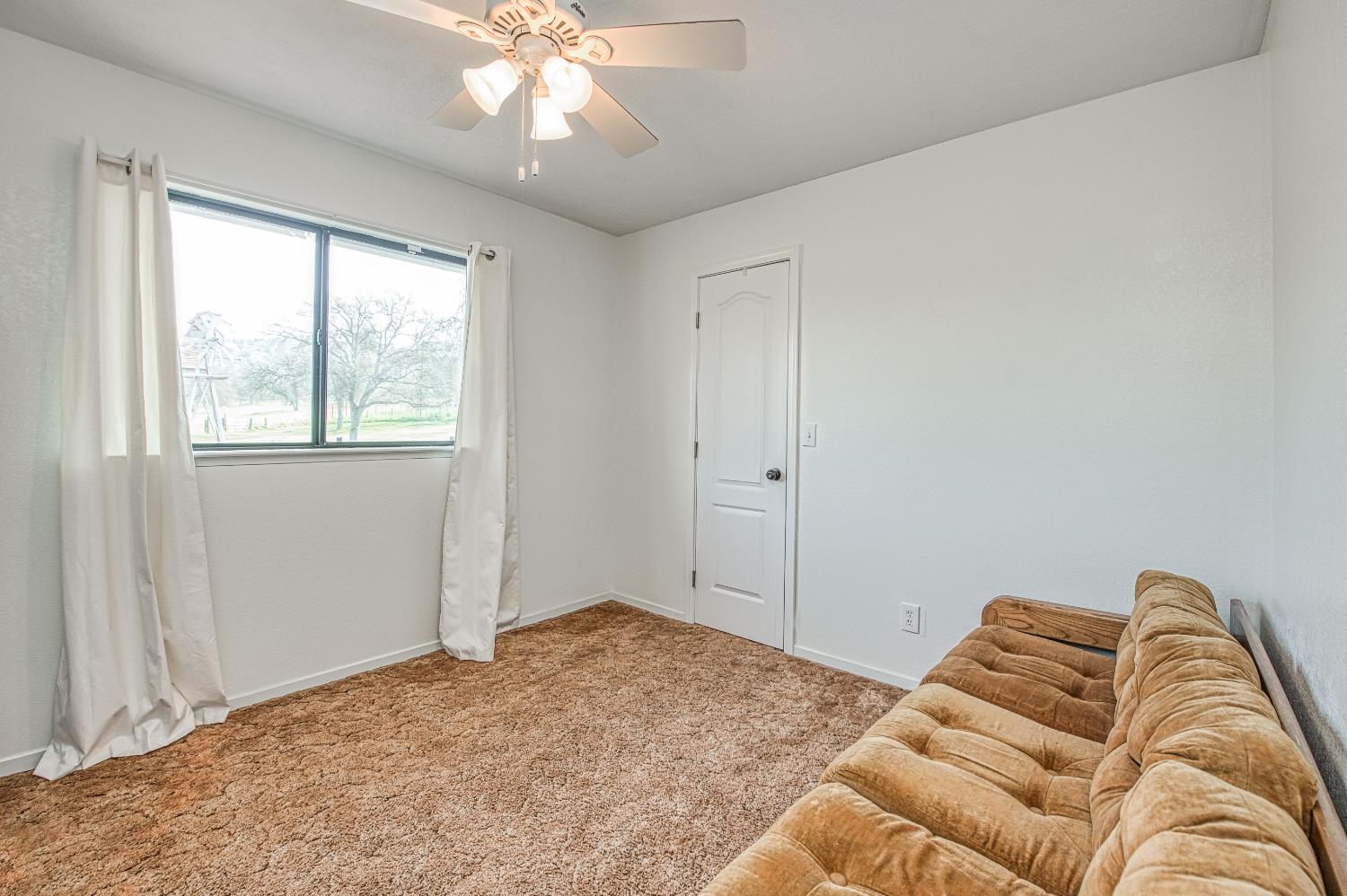 16861 Morgan Canyon Road, Prather, CA 93651