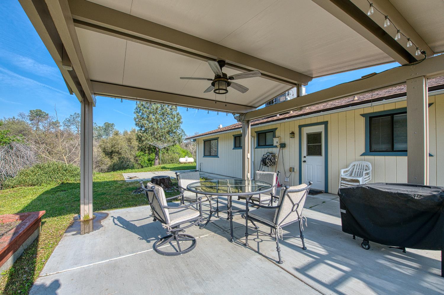 16861 Morgan Canyon Road, Prather, CA 93651