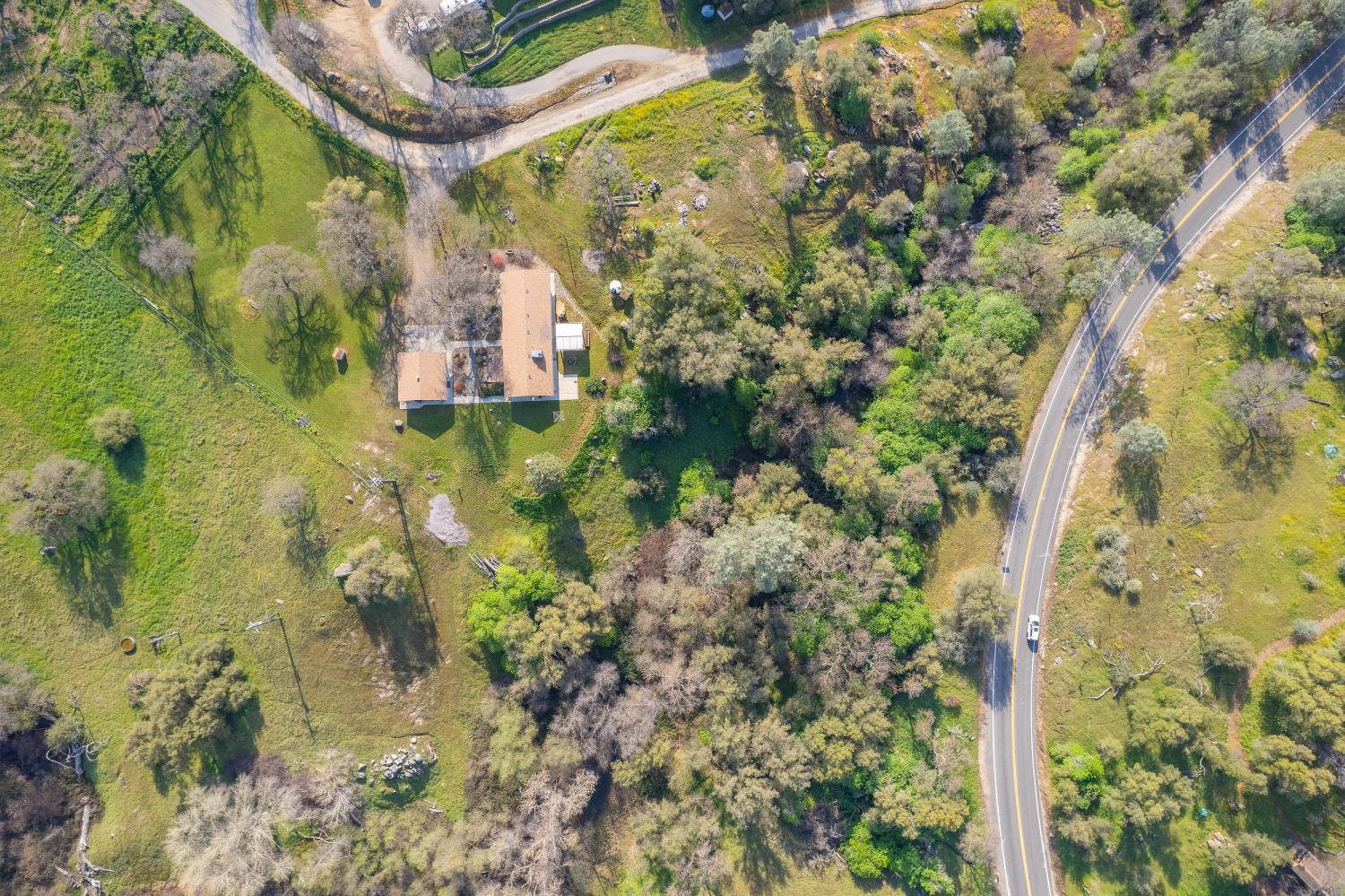 16861 Morgan Canyon Road, Prather, CA 93651