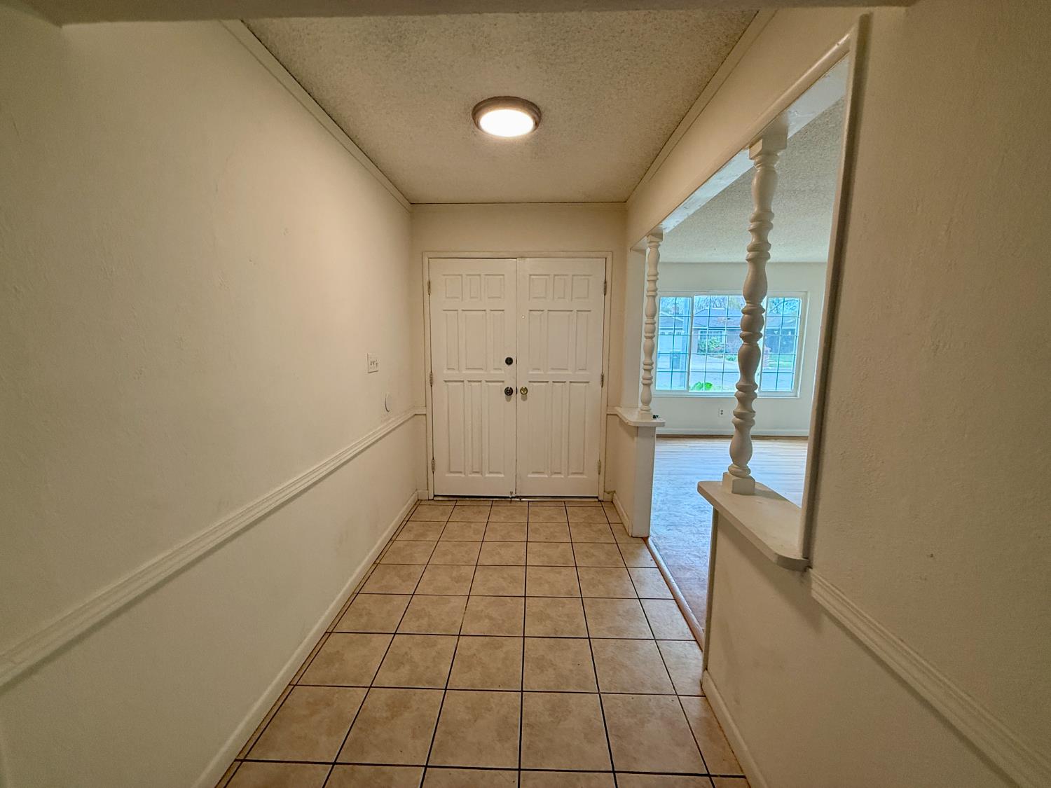 4382 N Crystal Ave, Fresno, CA 93705