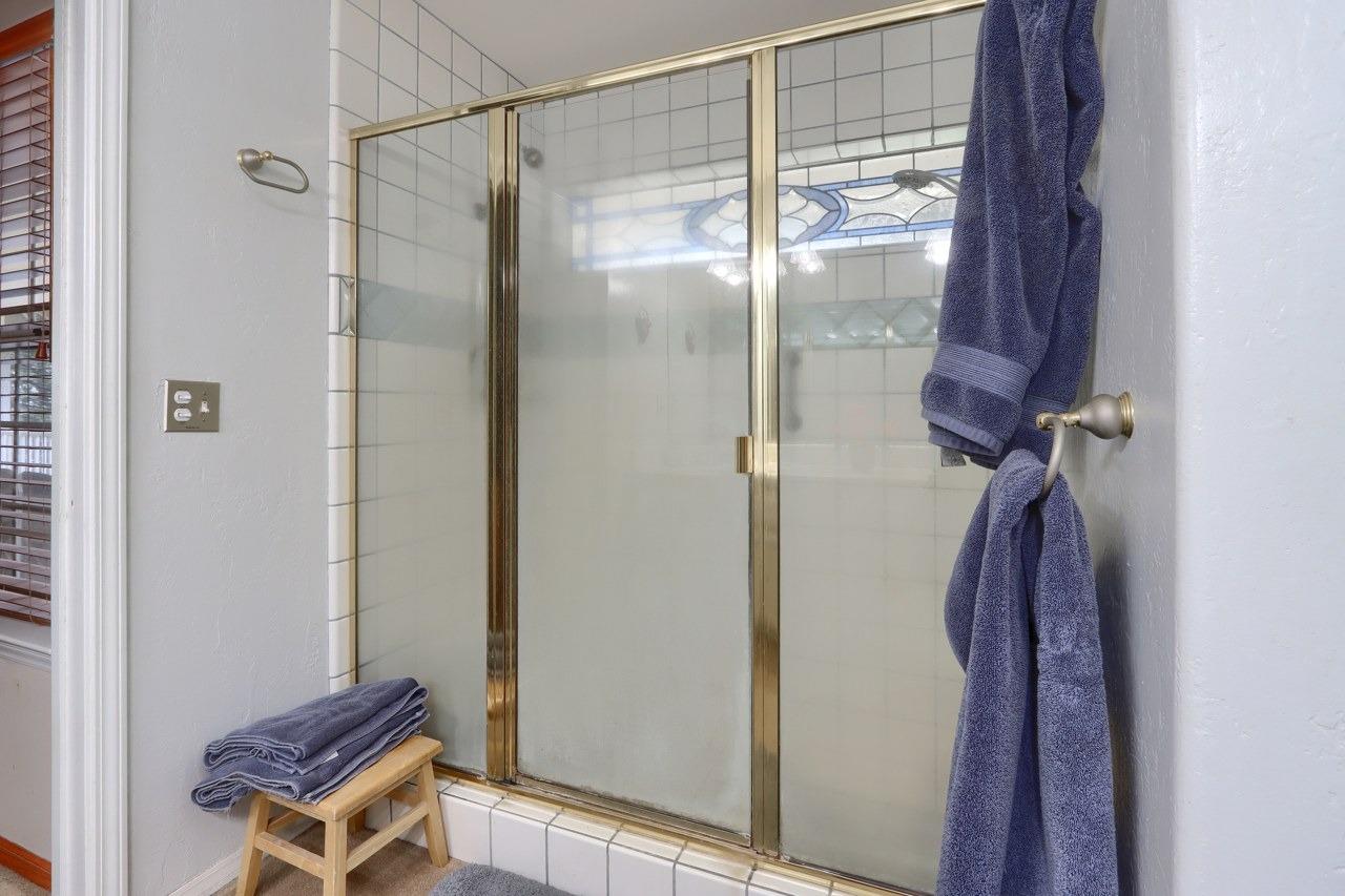 36328 Finegold Creek Dr, North Fork, CA 93643