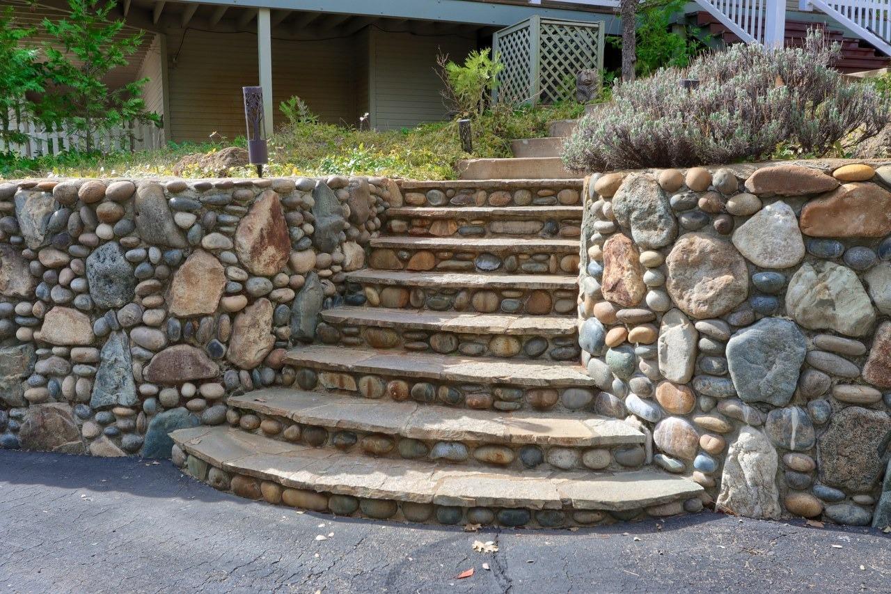 36328 Finegold Creek Dr, North Fork, CA 93643