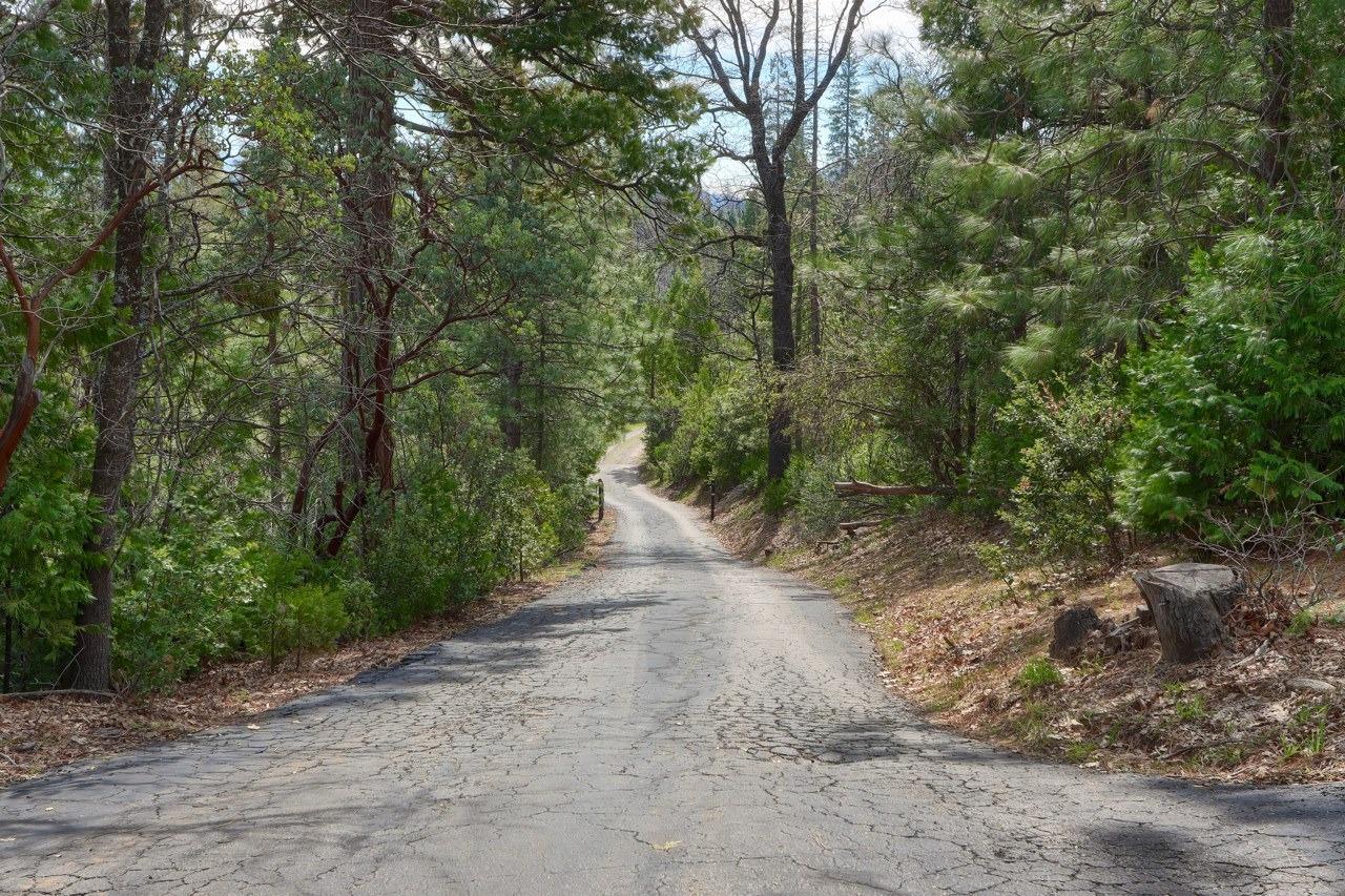 36328 Finegold Creek Dr, North Fork, CA 93643