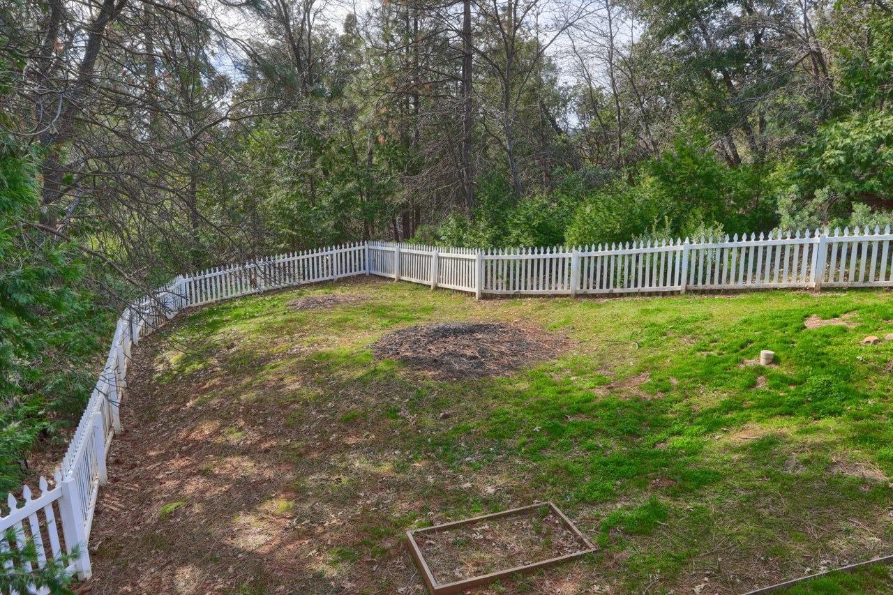 36328 Finegold Creek Dr, North Fork, CA 93643