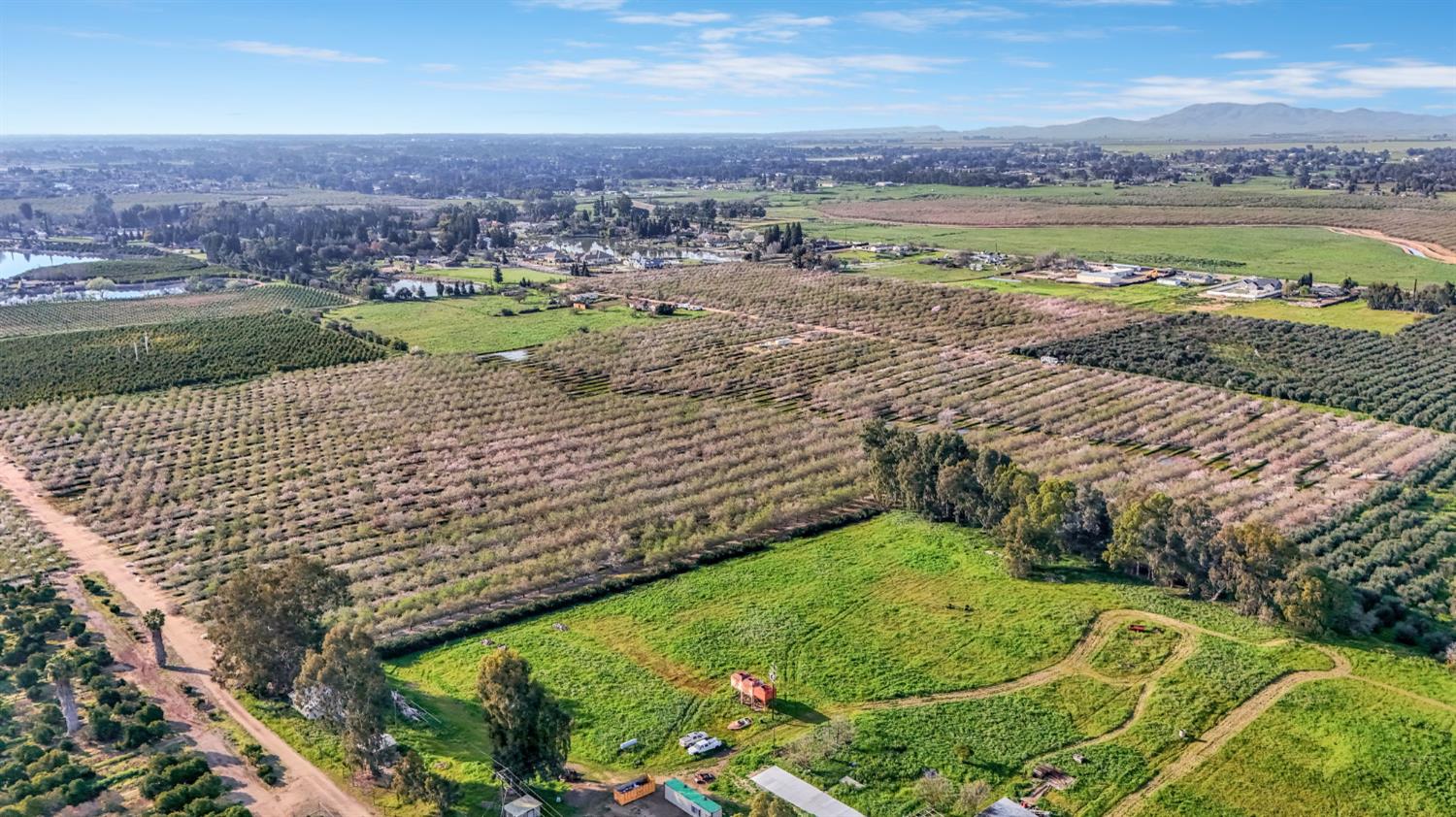 12009 E Shaw Ave, Clovis, CA 93619